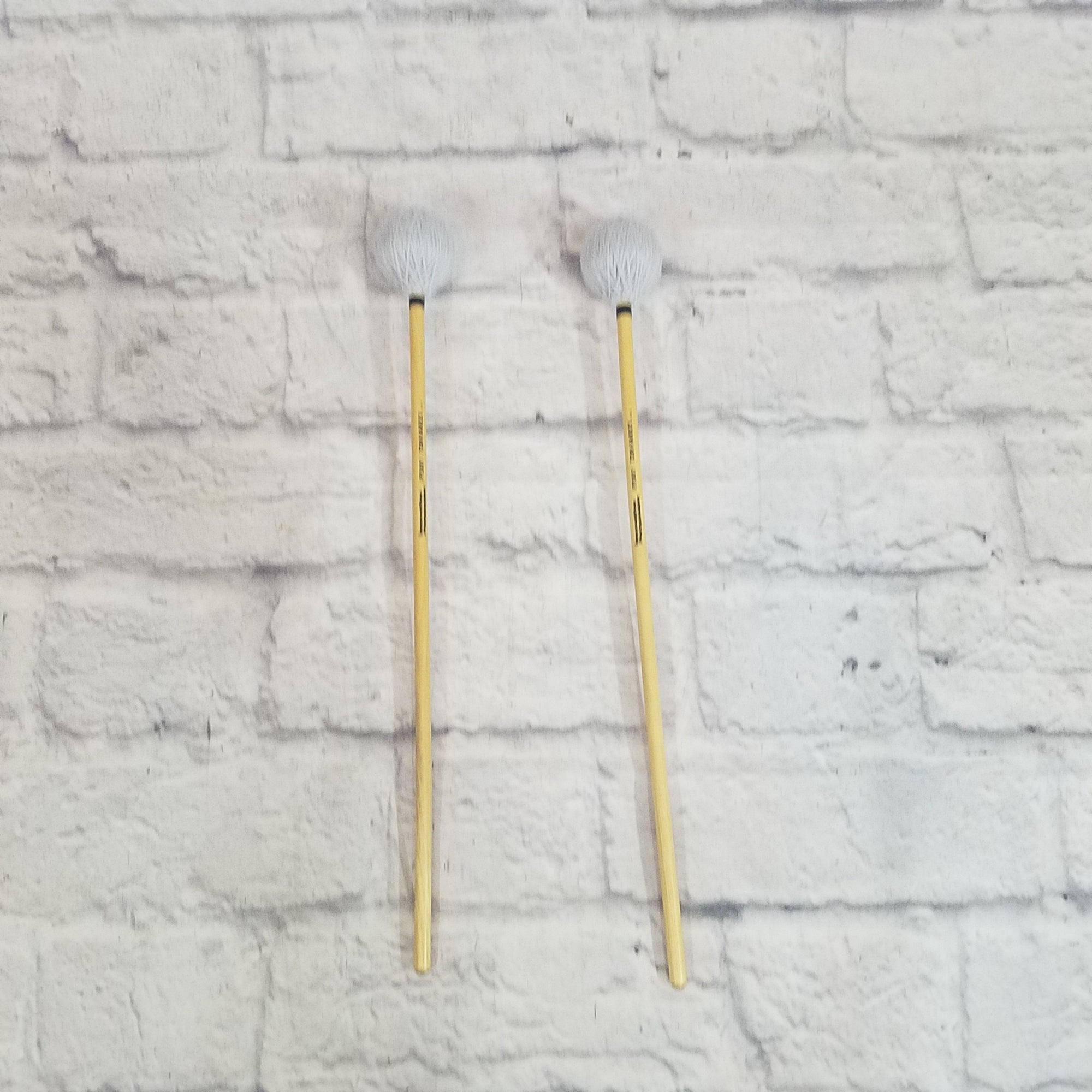 Innovative Percussion IP3001 Soft Marimba Mallets - Pewter Yarn - Birch