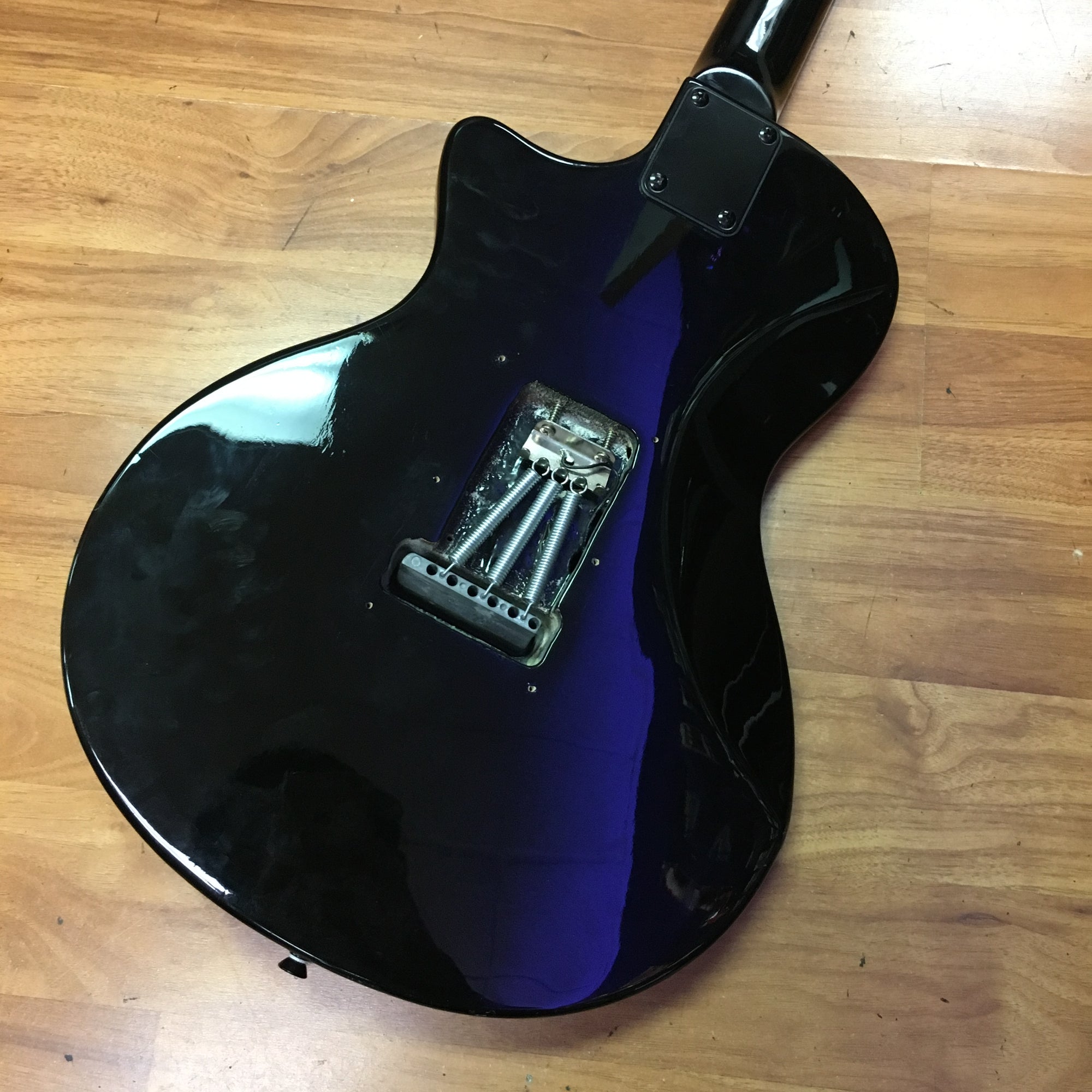 Esteban Les Paul Style Guitar