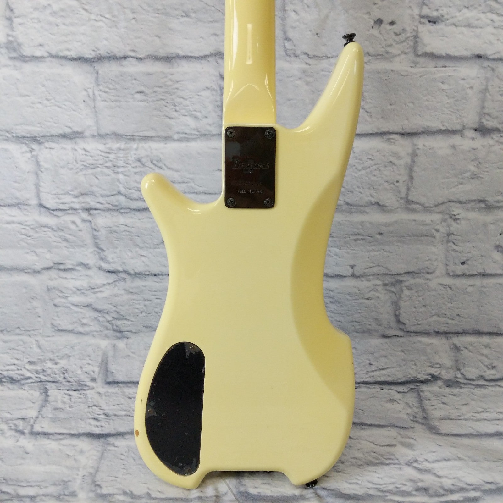 1985 Ibanez AXB50 Axstar Headless Bass Guitar Steinberger