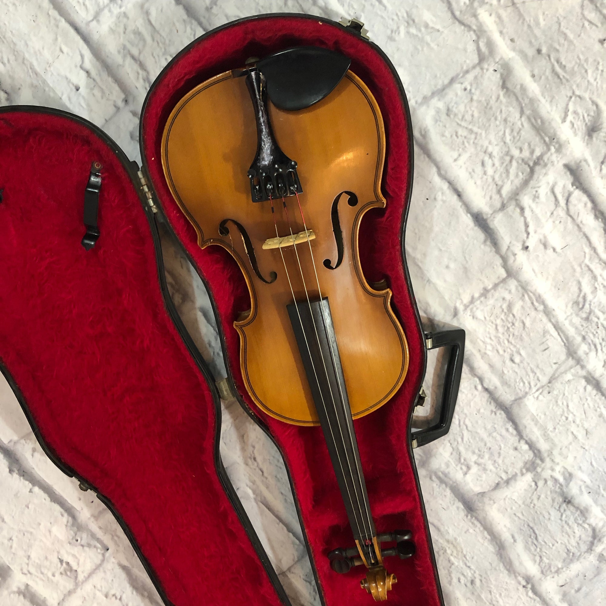 Kiso Suzuki 3/4 Size Copy of Stradivarius 1720 Violin w Case