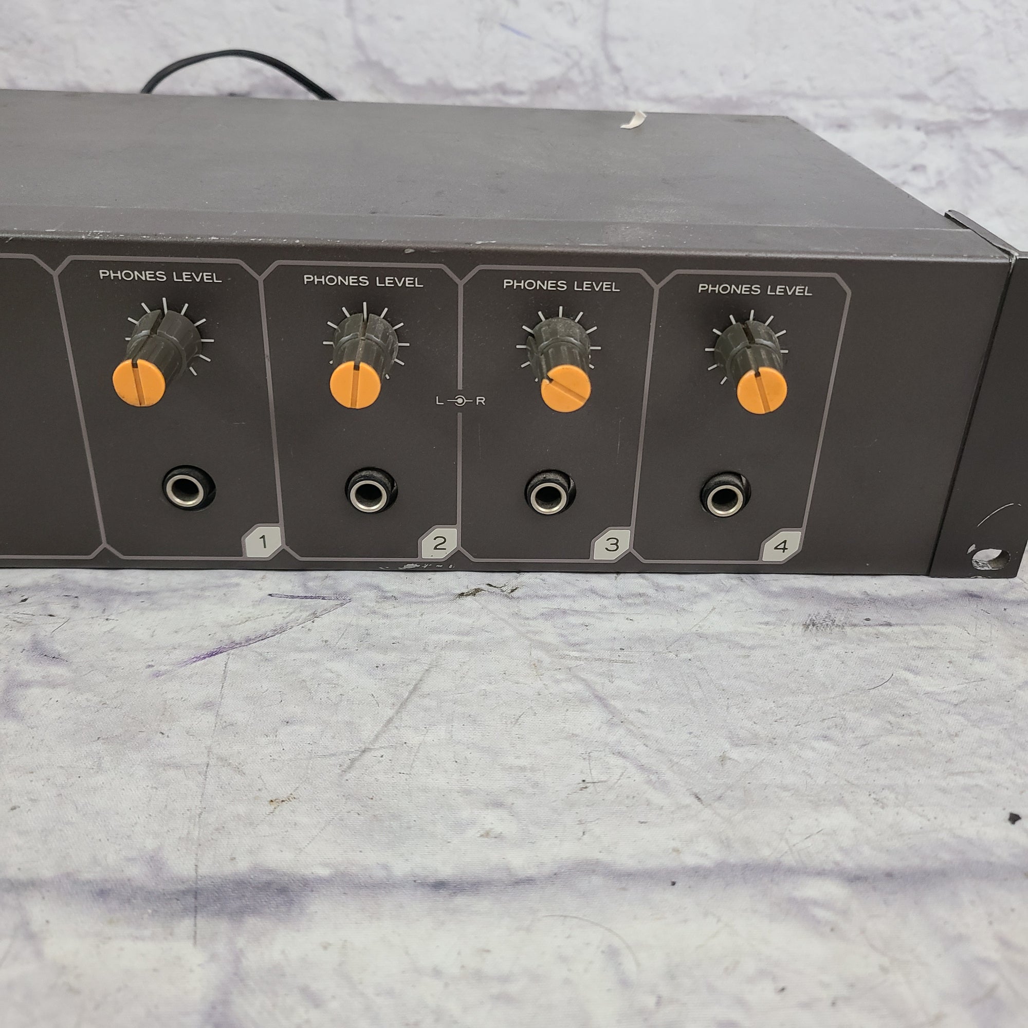 Tascam MH-40 Headphone Amplifier