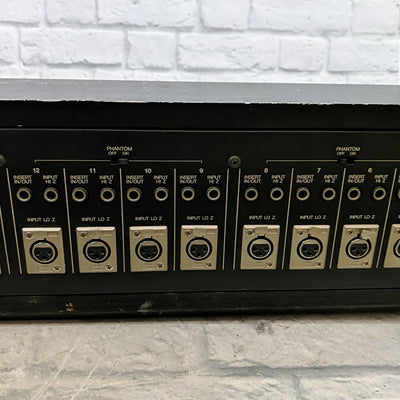 Yamaha MC2404 24-Channel Console Mixer