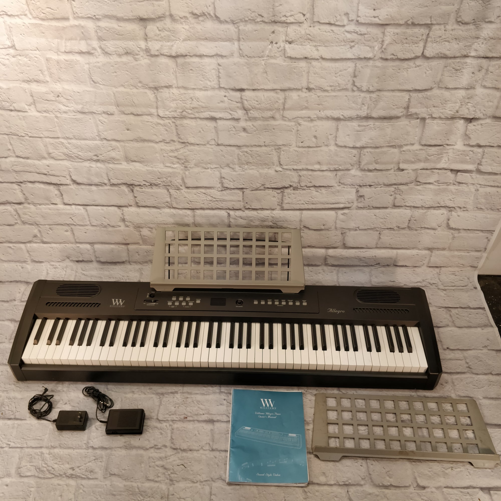 Williams 88 key weighted keyboard sales