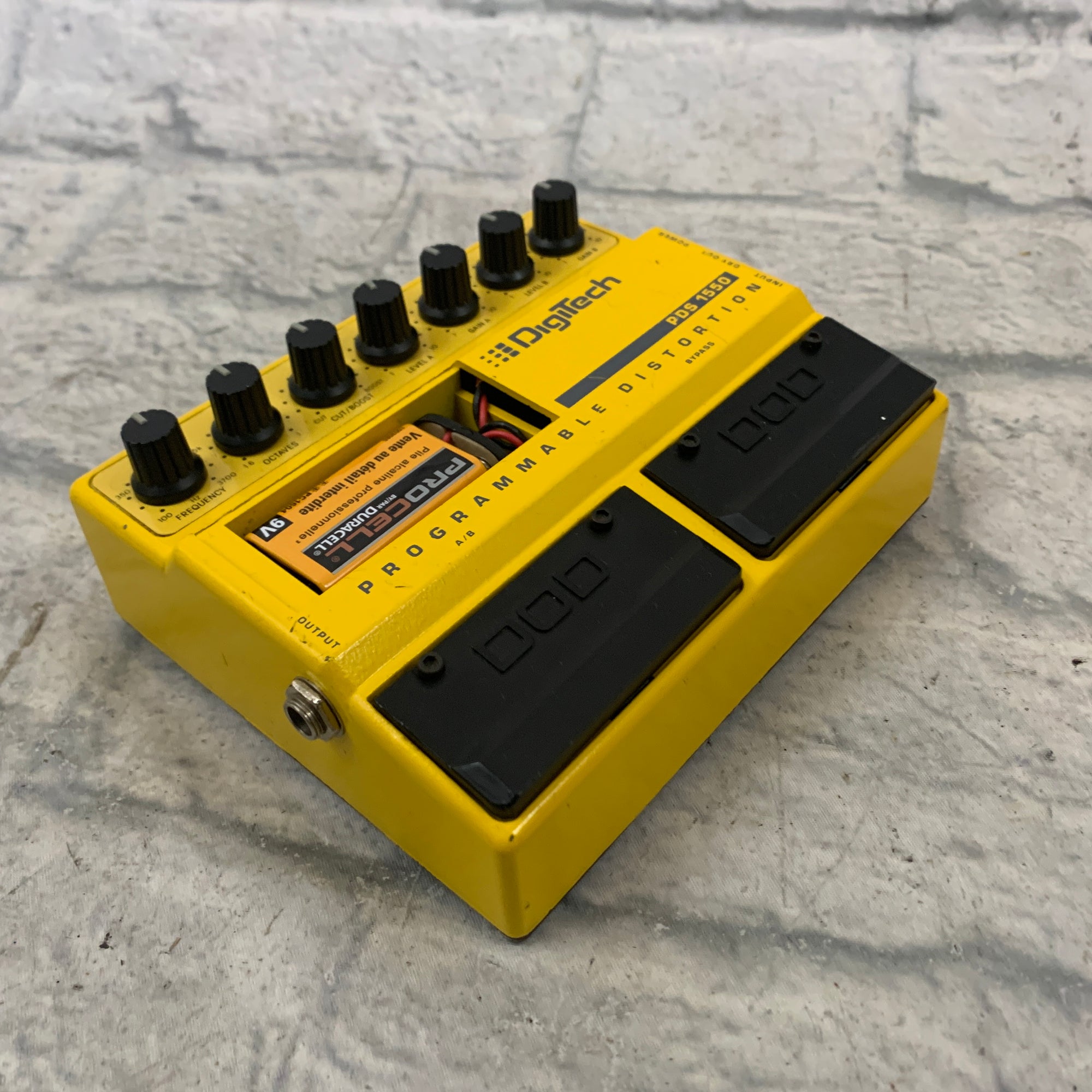 Digitech PDS 1550 Programmable Distortion Distortion Pedal - Evolution ...