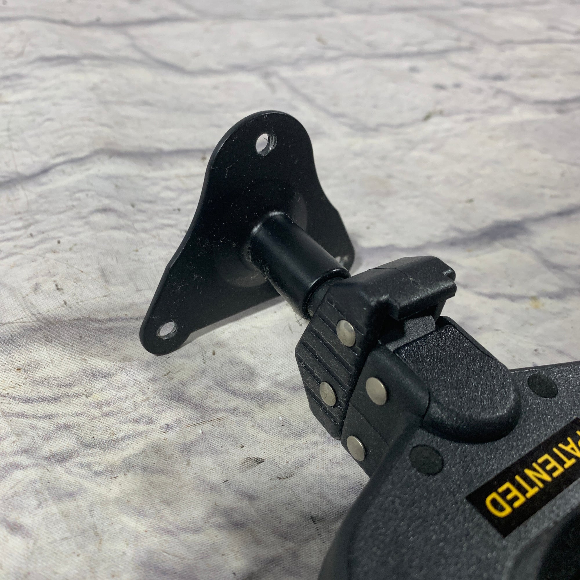 Hercules GDP39WB Auto Grab Wall Mount