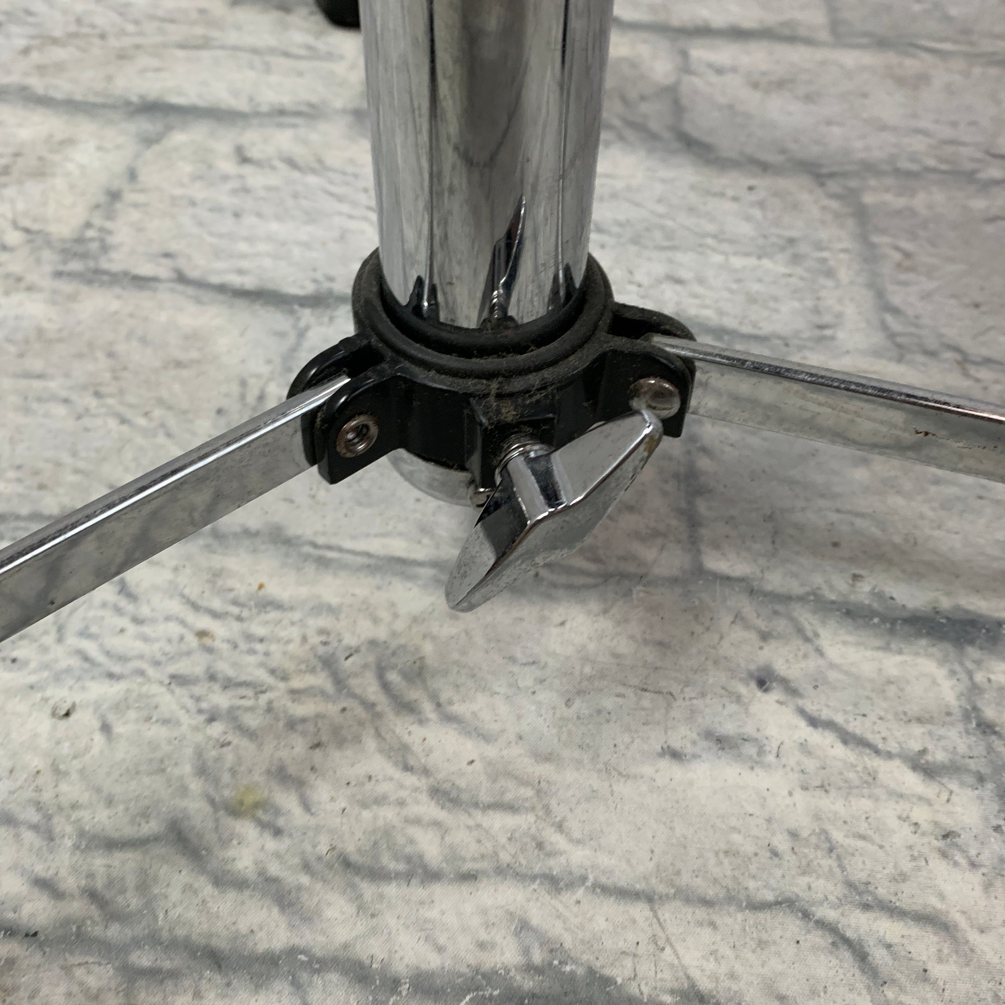SP Sound Percussion Hydraulic Drum Throne With Saddle Seat