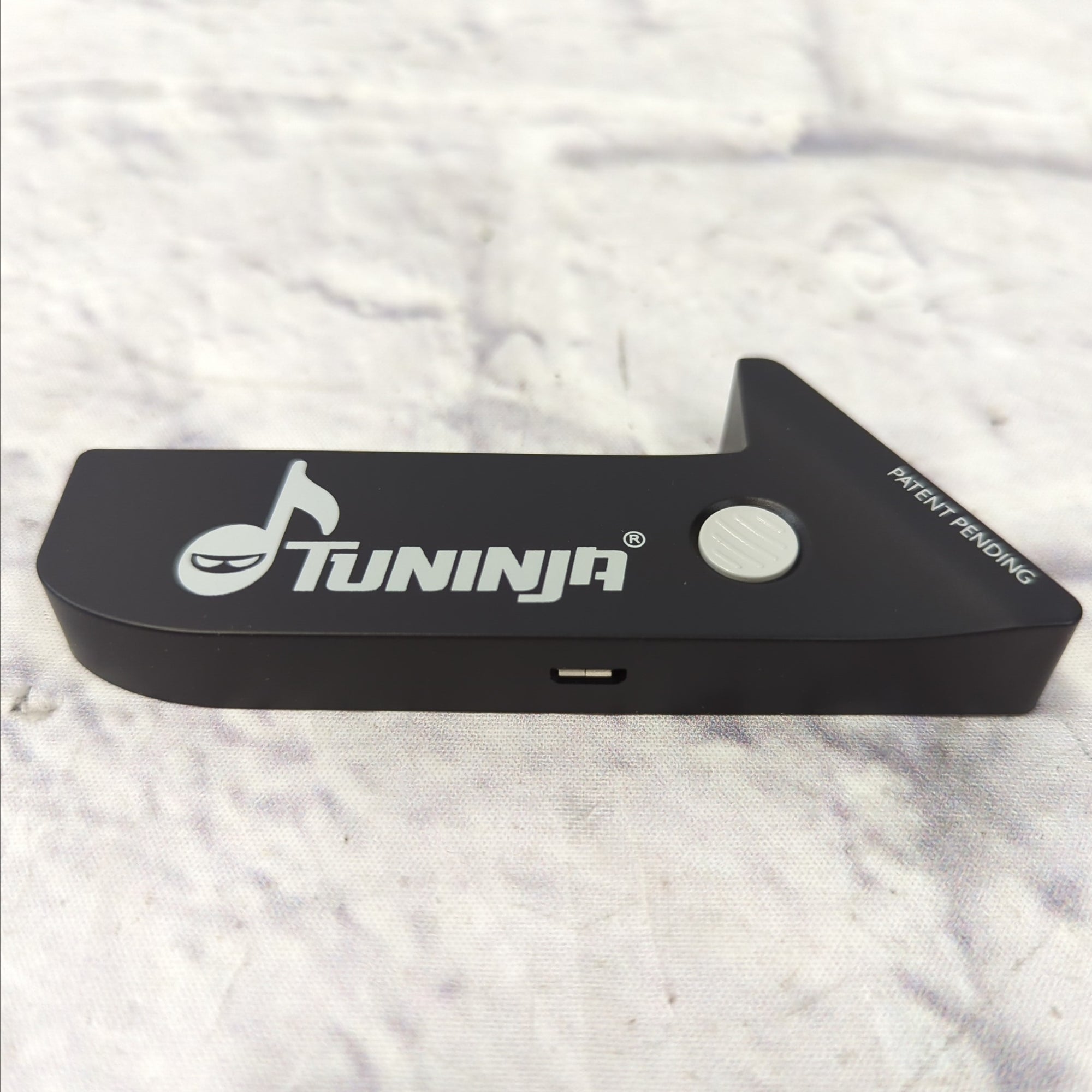 Tuninja Magnetic Clip-On Instrument Tuner