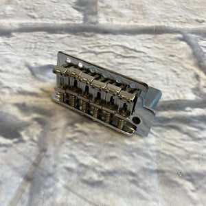 Fender Standard Strat Tremolo Bridge