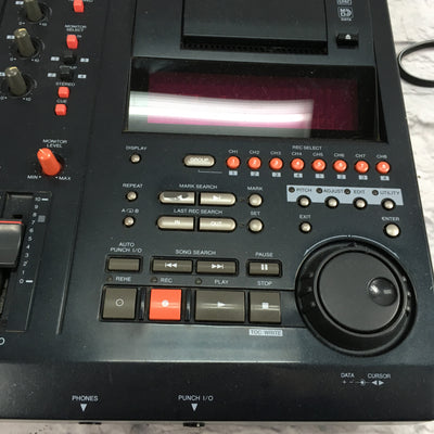 Yamaha MD8Multitrack MD Minidisc Recorder