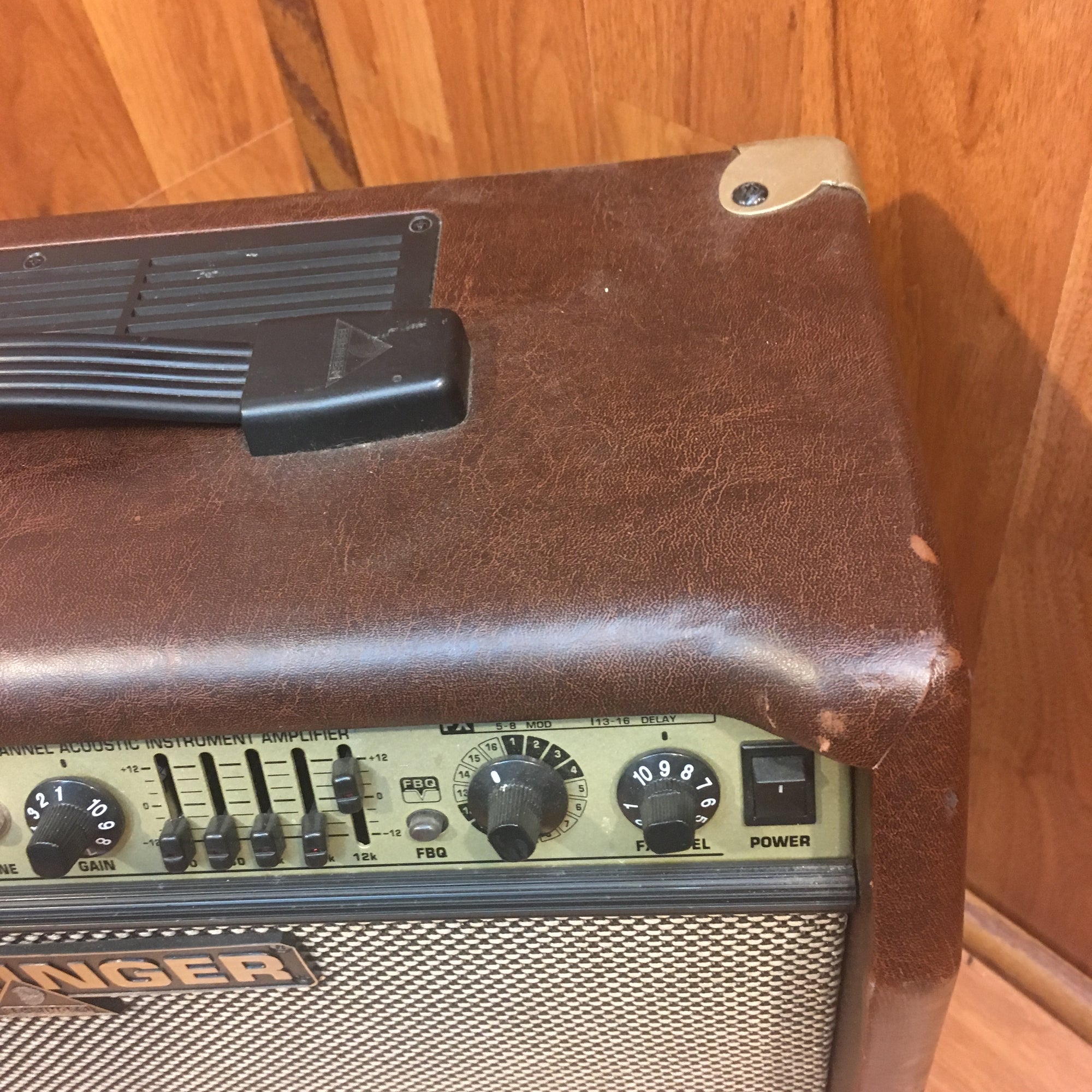 Behringer Ultracoustic ACX450 Acou/Mic Combo Amp