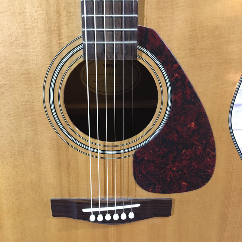 Yamaha F325 Dreadnaught Acoustic Guitar - Evolution Music
