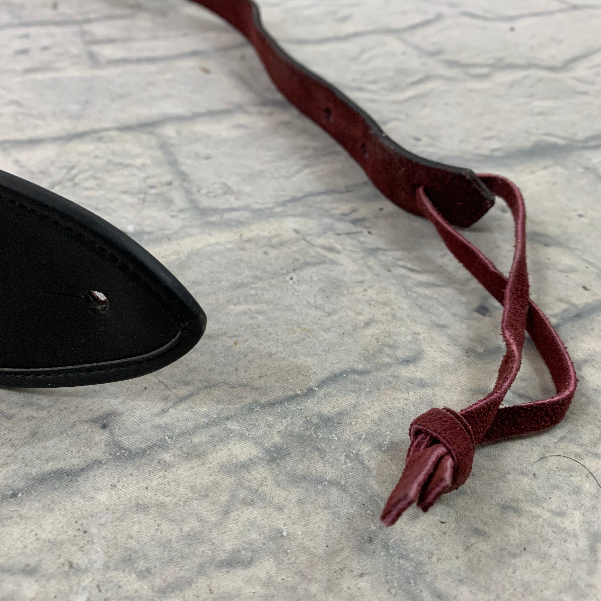 Unknown Leather Guitar Strap