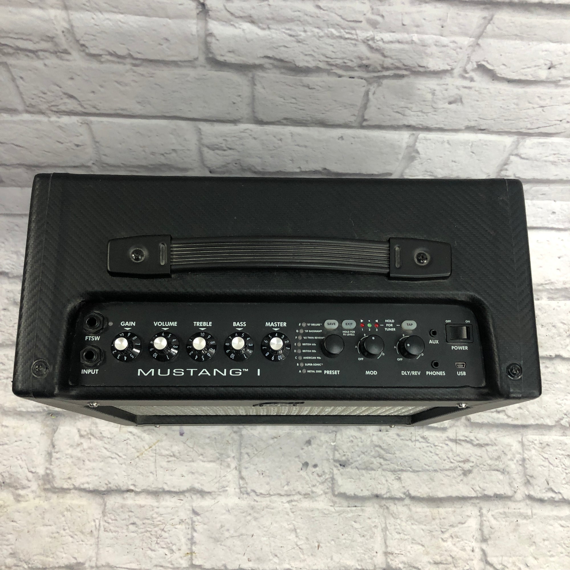 Fender Mustang 1 Modeling Guitar Practice Amp