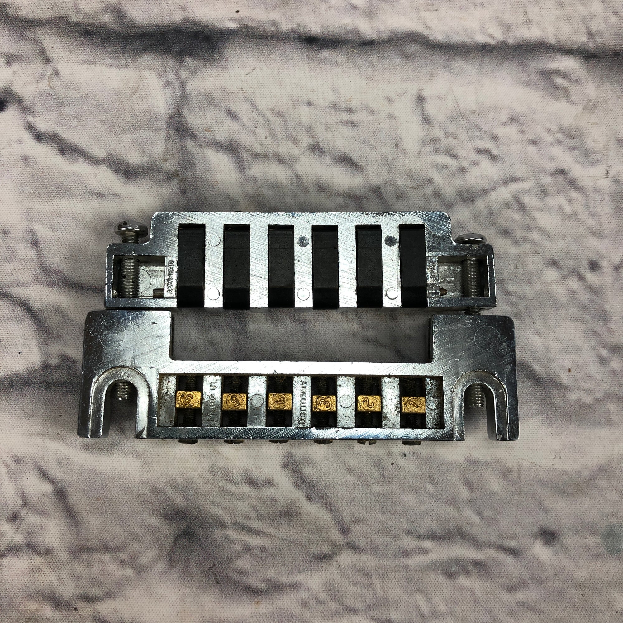 Wraparound Bridge w/ Fine Tuners