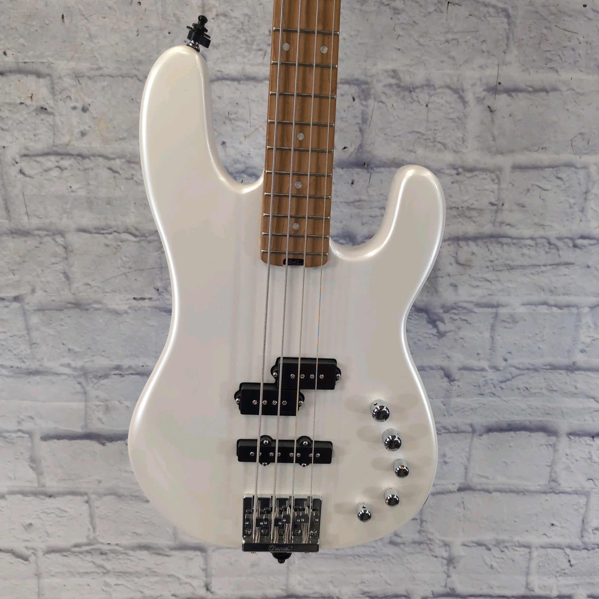 Charvel Pro-Mod San Dimas Bass PJ IV Platinum Pearl