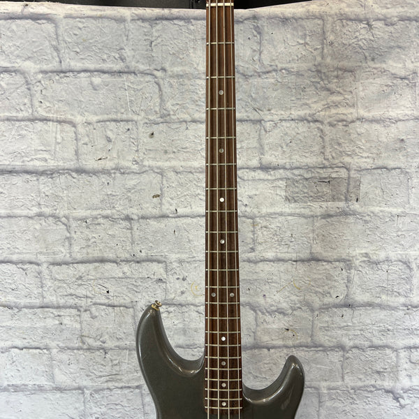 Peavey Foundation 4-String Bass Made in USA - Evolution Music
