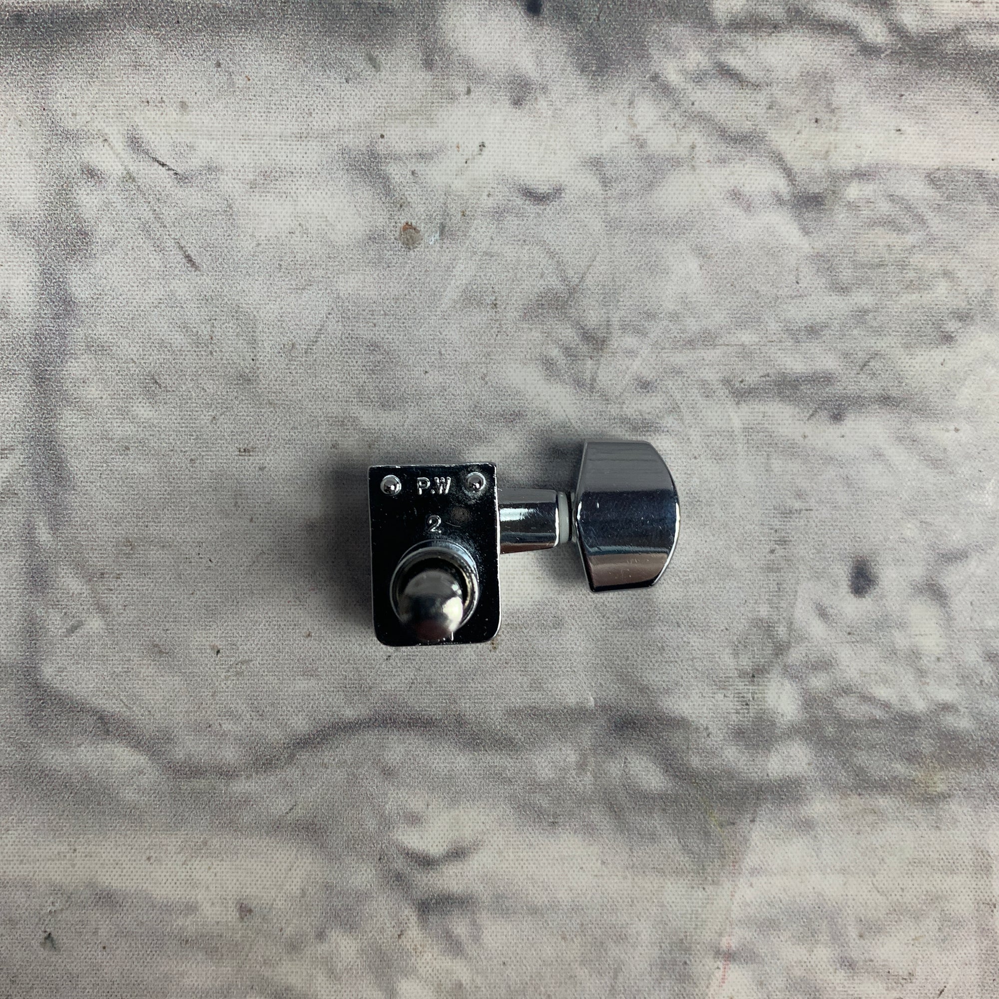 Fender 6 In Liner Tuning Machine Set