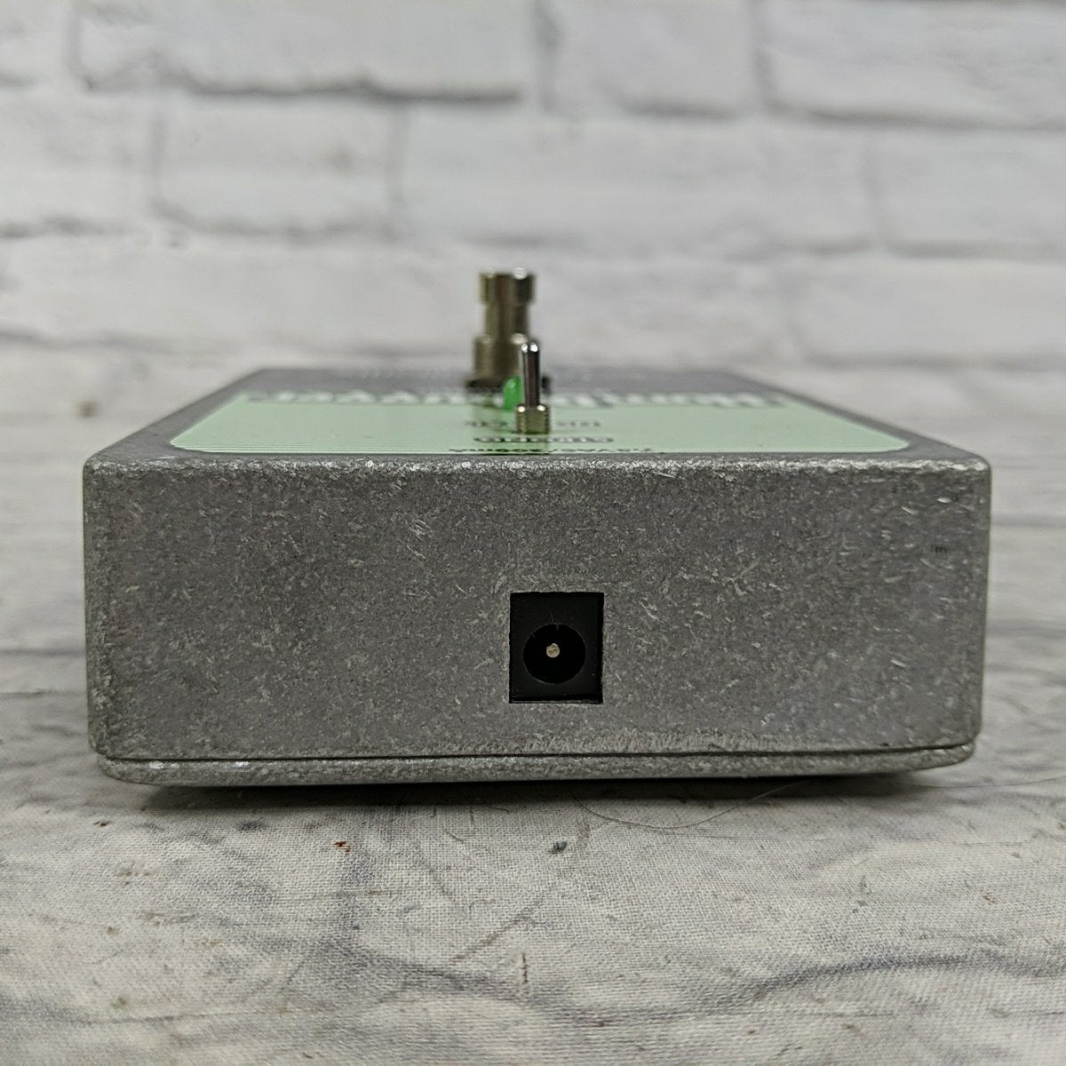 Electro-Harmonix Hum Debugger Noise Gate w/ Original Box and Power Supply