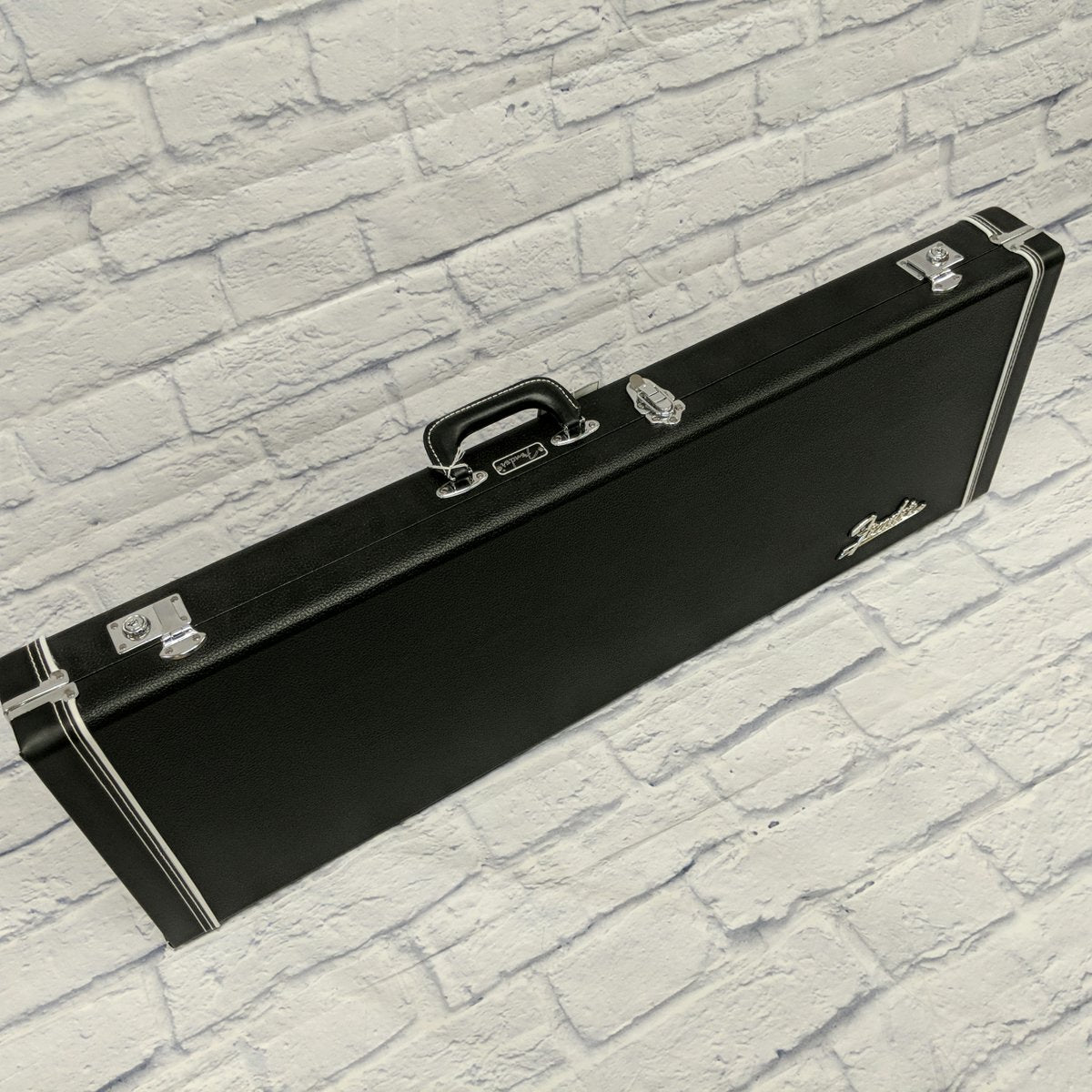 Fender Classic Series Strat/Tele Hardshell Electric Guitar Case