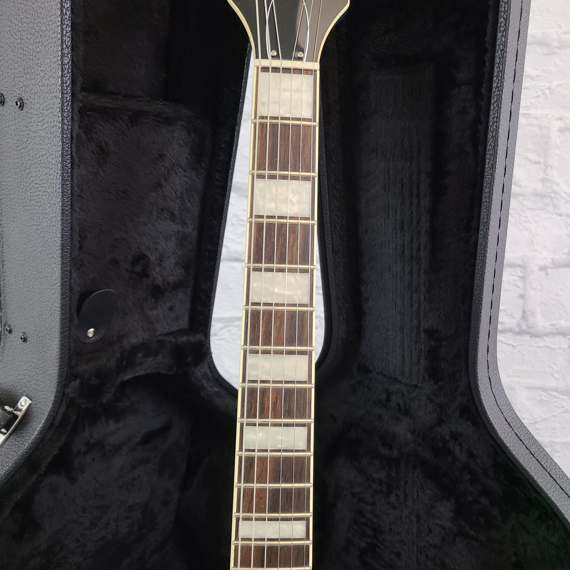 Gretsch G2622T Streamliner Center Block with Bigsby, BT-2S Pickups w/ case