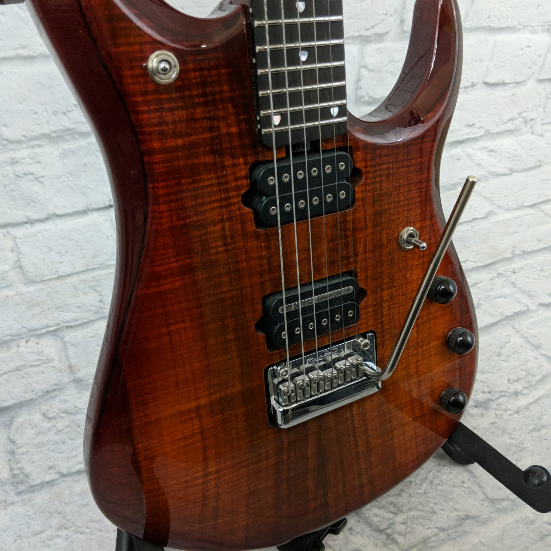 Ernie Ball Music Man John Petrucci Limited Editition BFR 6 Solidbody Electric Guitar