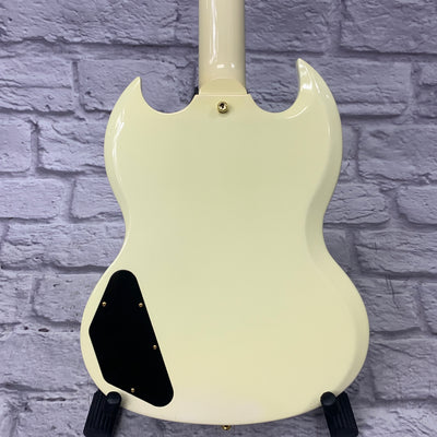 Unknown SG-style Copy 61' Reissue Electric Guitar Classic White w/ Case
