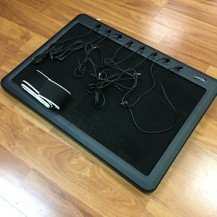 SKB Powered Pedal Board with Gig Bag