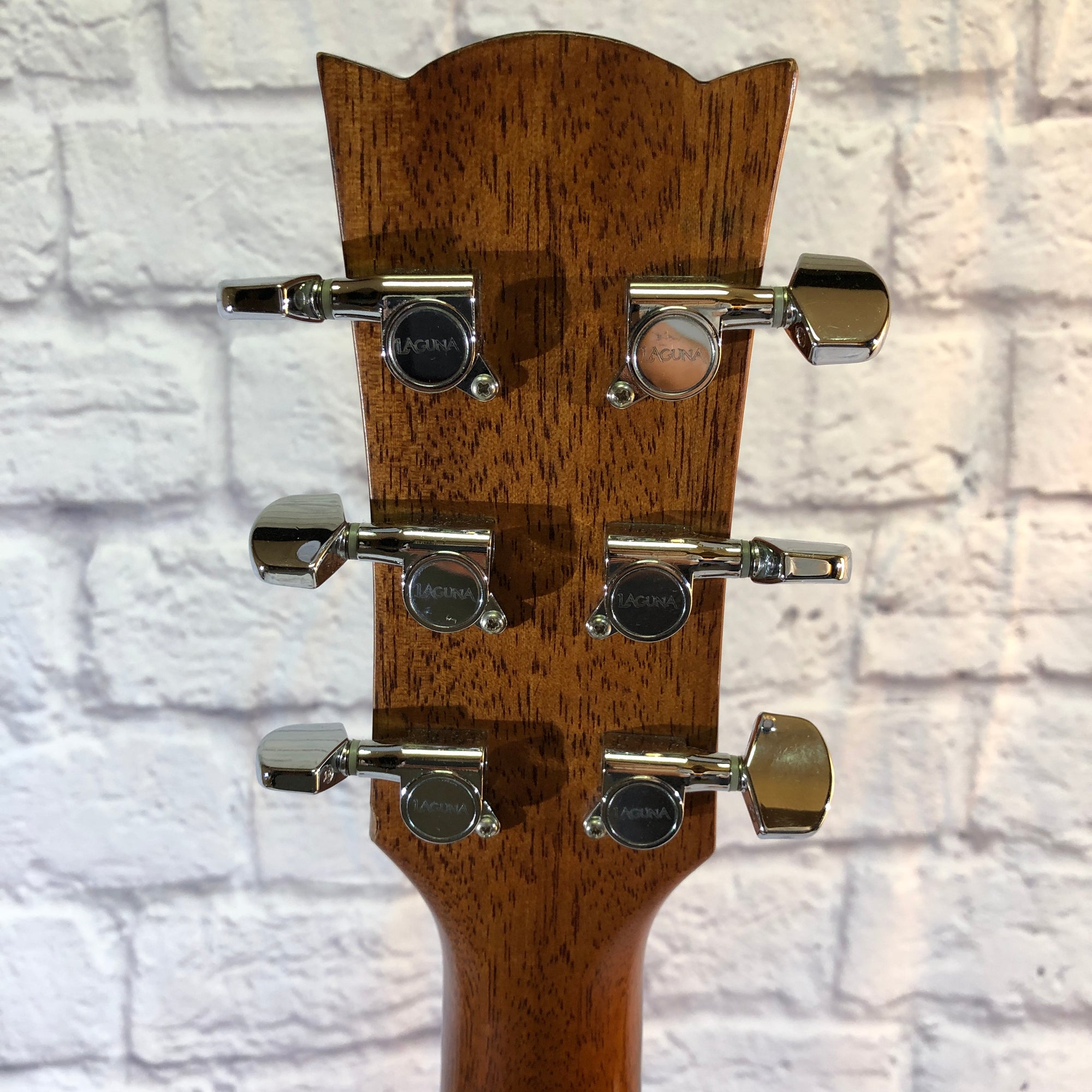 Laguna LD2 O/P Acoustic Guitar