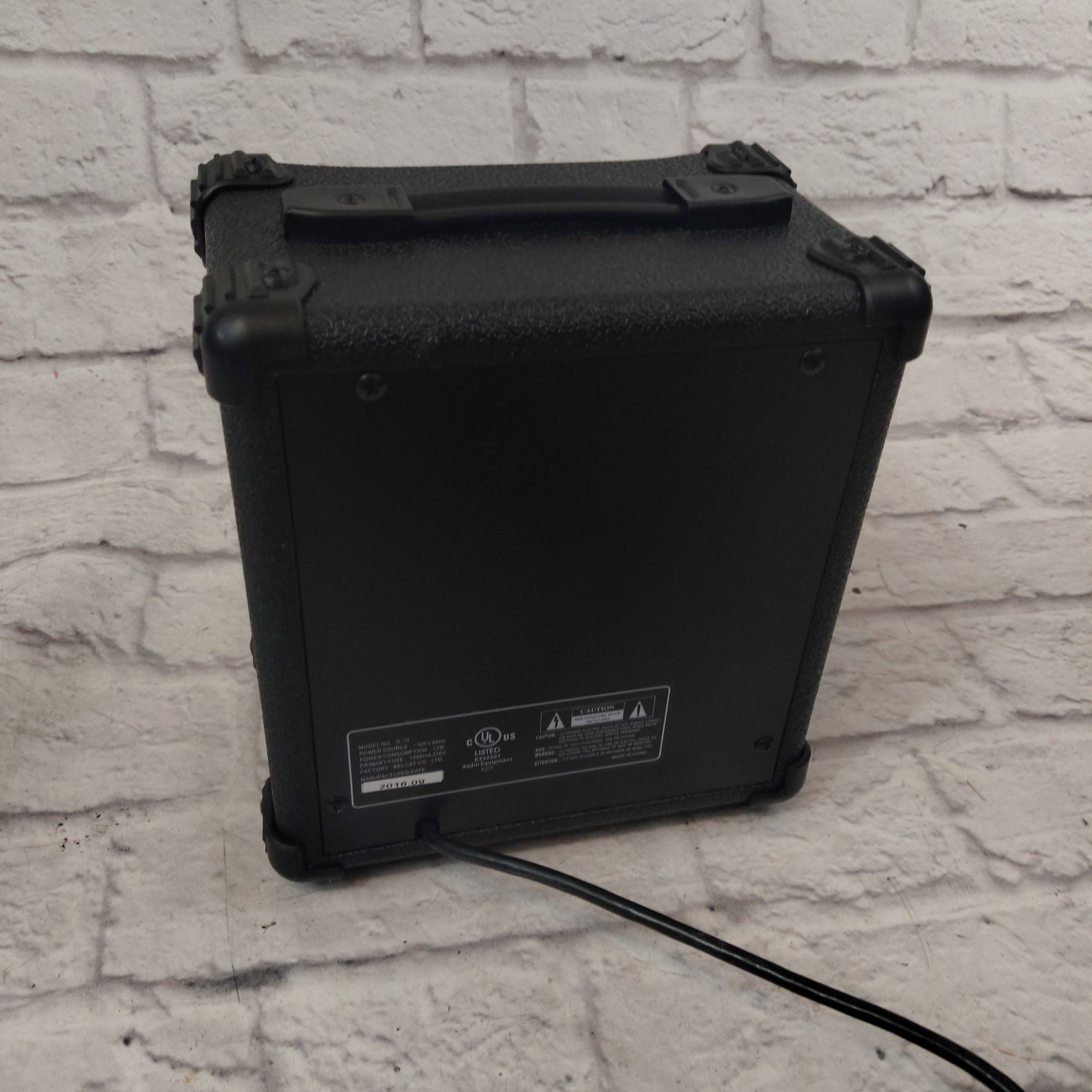 Rogue G-10 Practice Amp - New Old Stock!