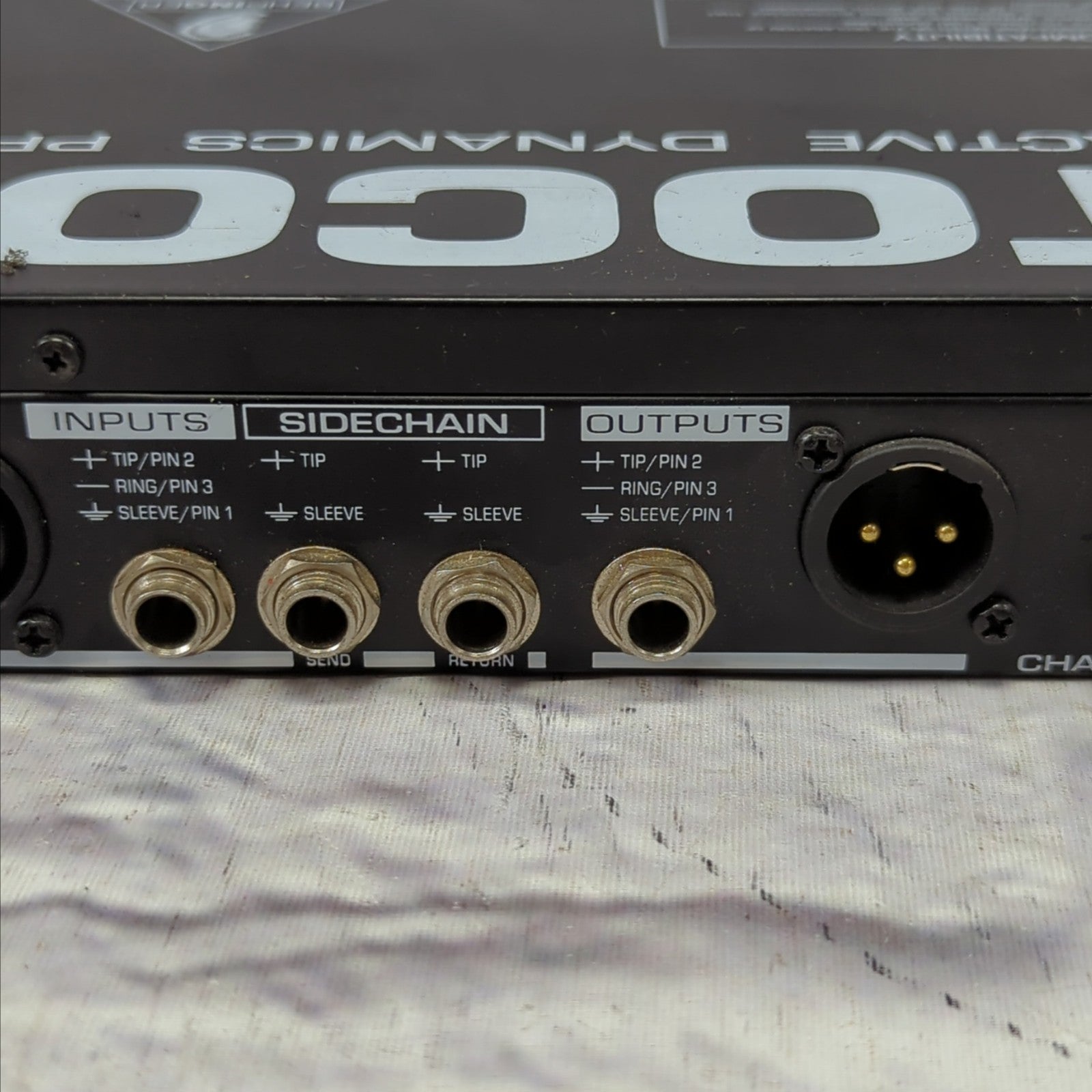 Behringer Autocom Pro MDX 1400 Rack Compressor