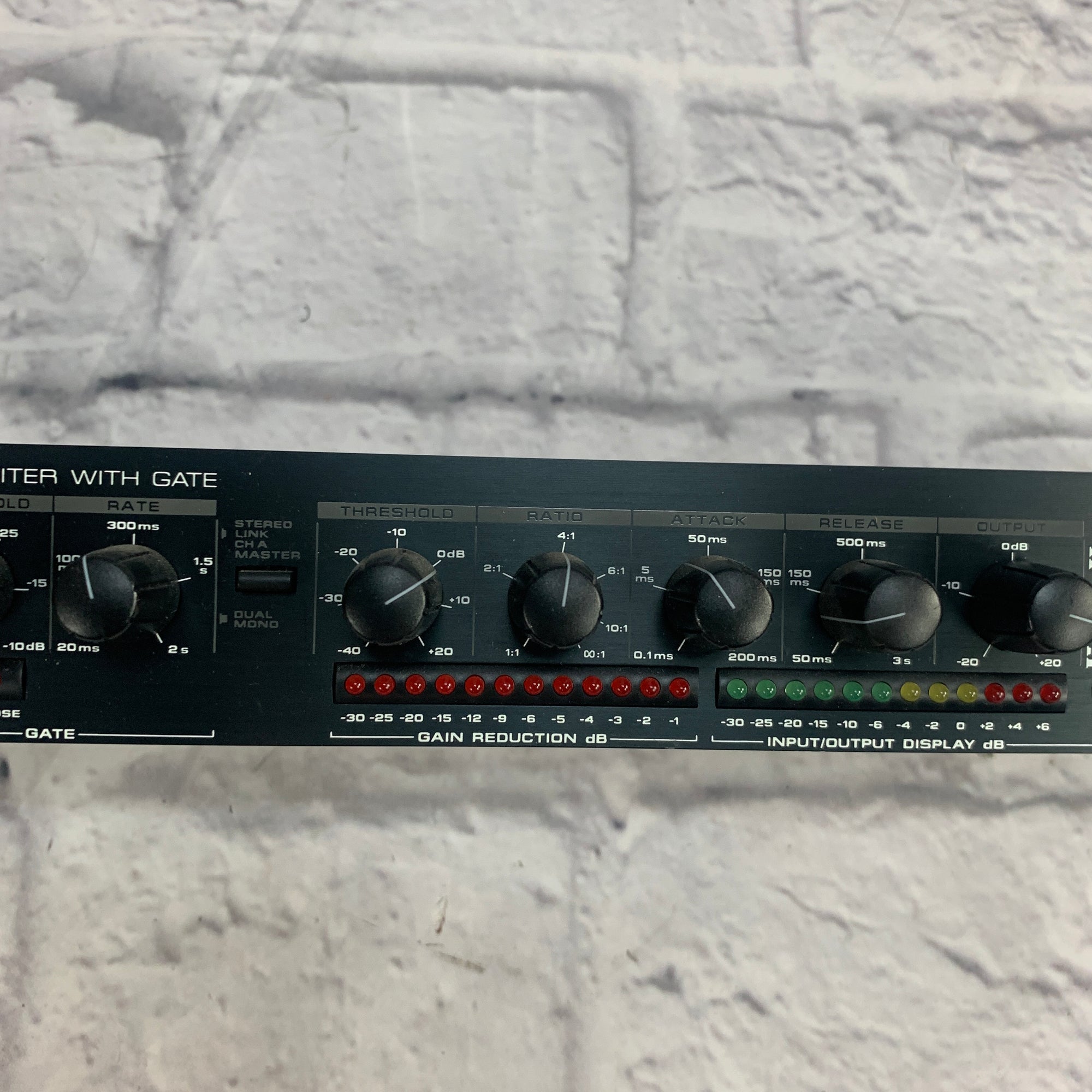 Alesis 3630 Compressor with Power Supply