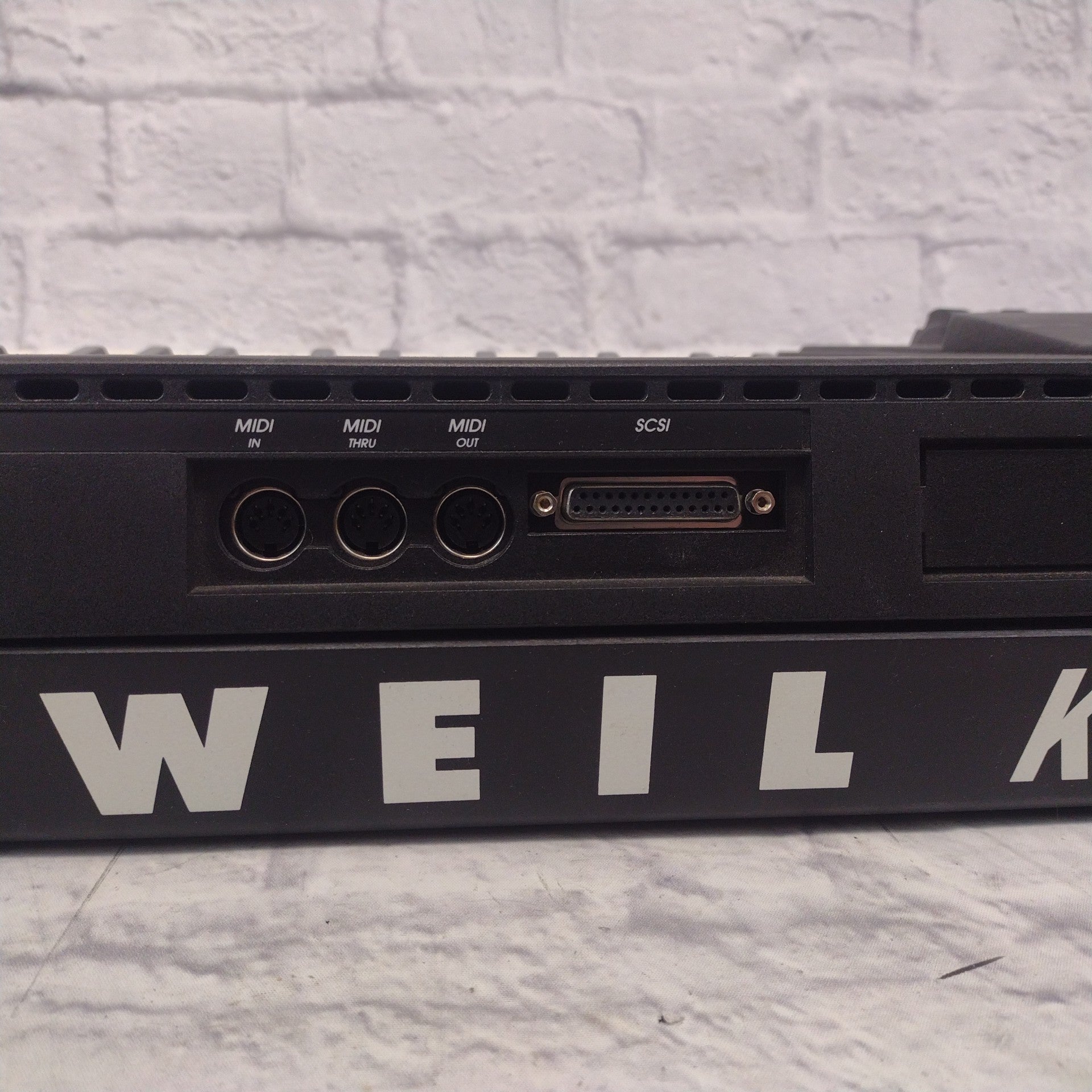 Kurzweil K2000 Sound Demo - K2vx Sounds 600-799 - YouTube