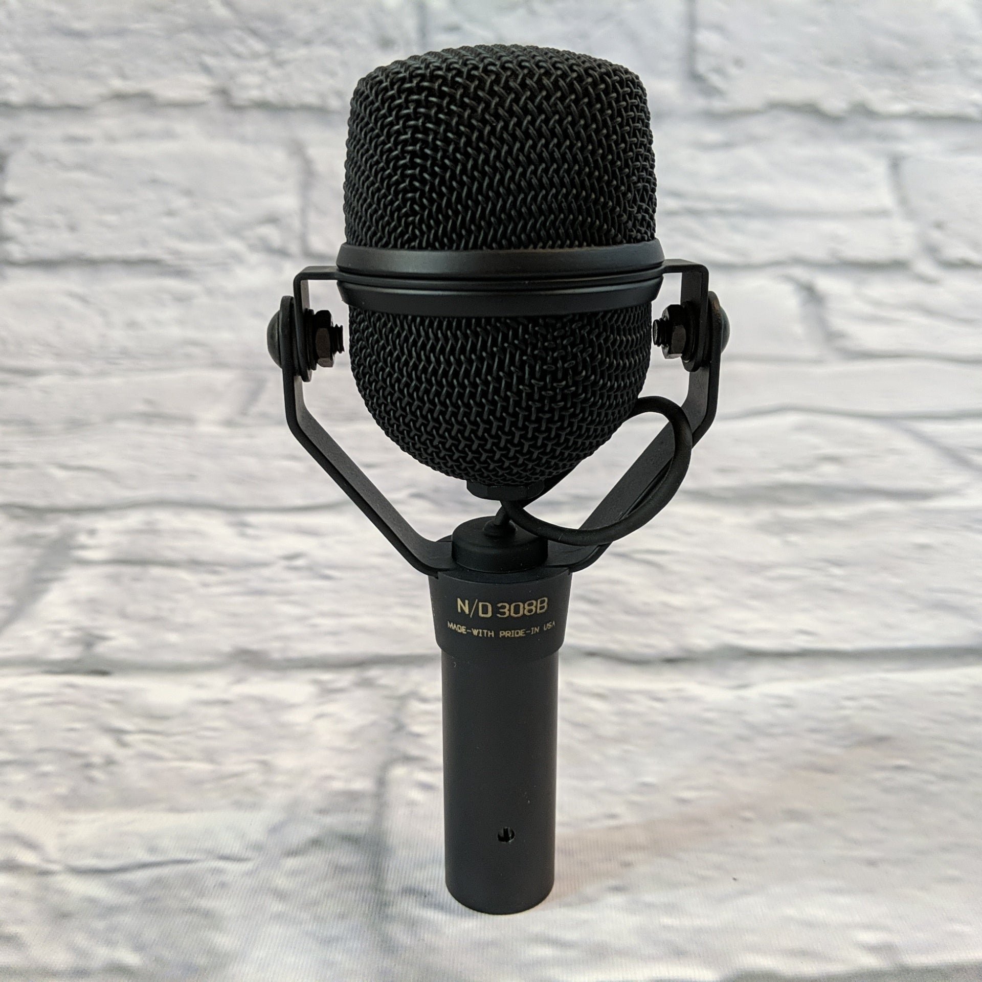 Electro-Voice N/D308B Neodymium III 308B Microphone with Case