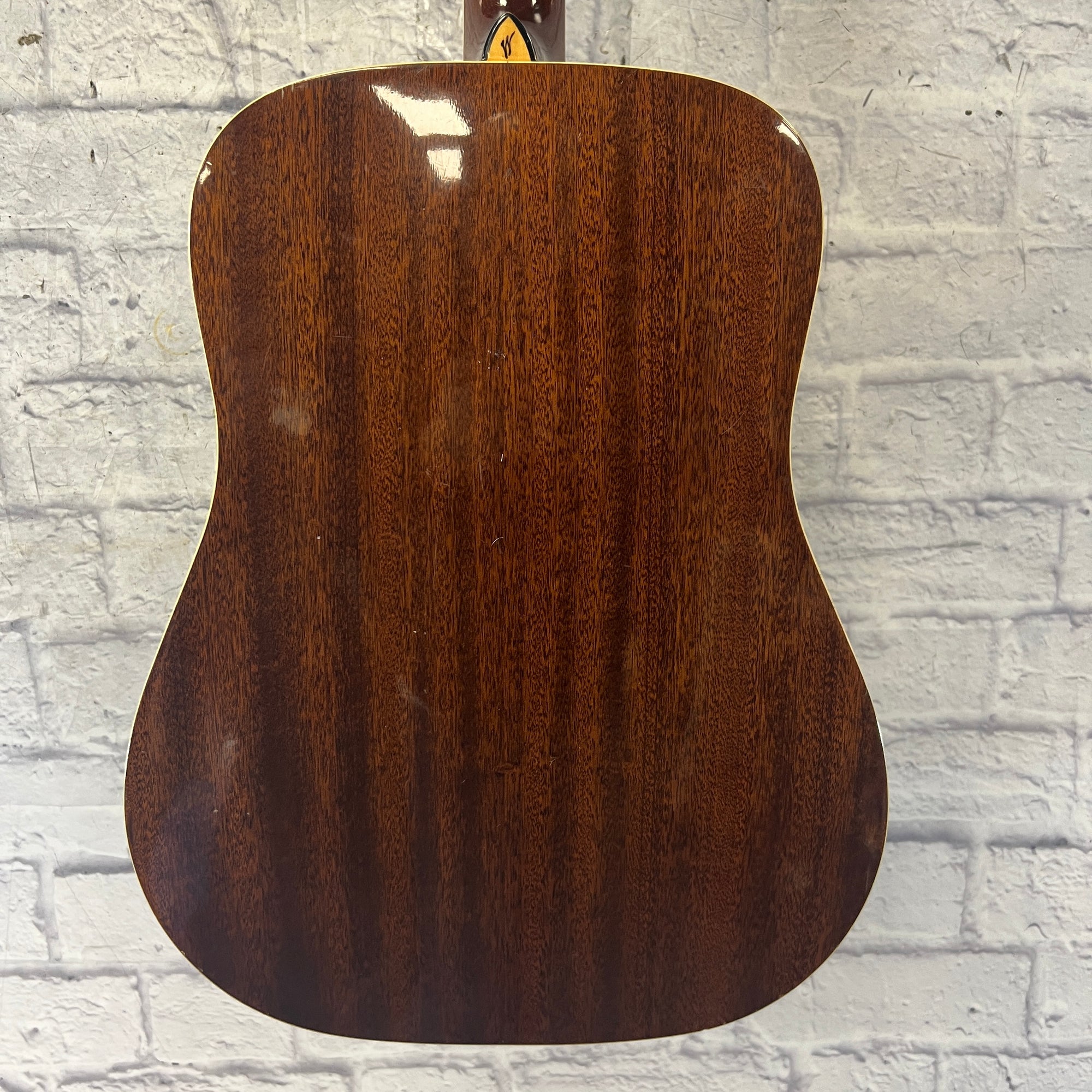 Washburn D95LTD Dreadnaught Acoustic Guitar
