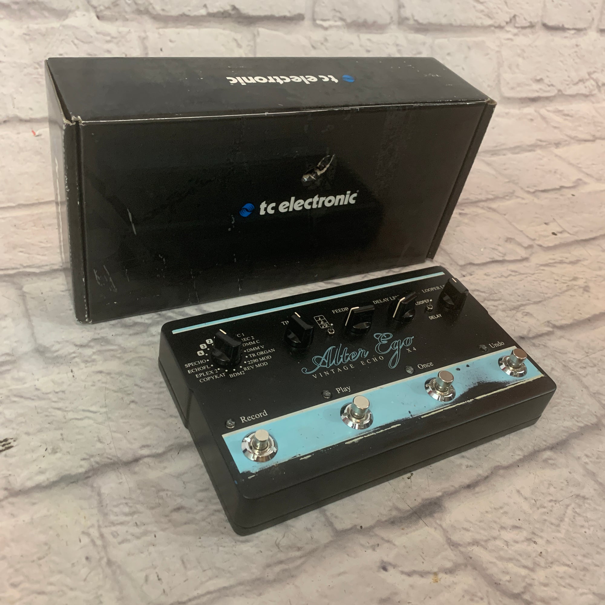 TC Electronic Alter Ego X4 Effect Pedal