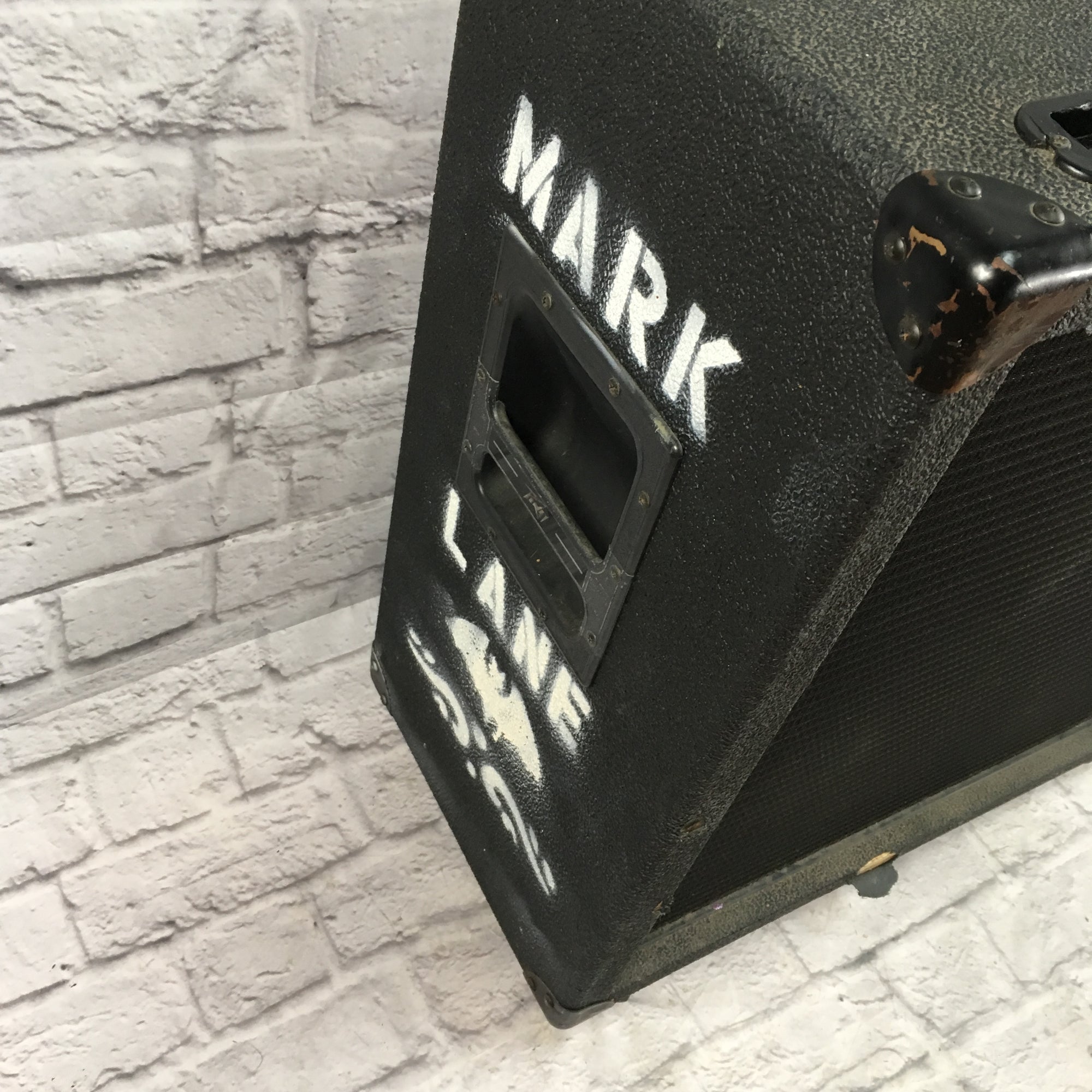 Peavey 412M Guitar Cabinet w/  Celestion G12K-85 Speakers