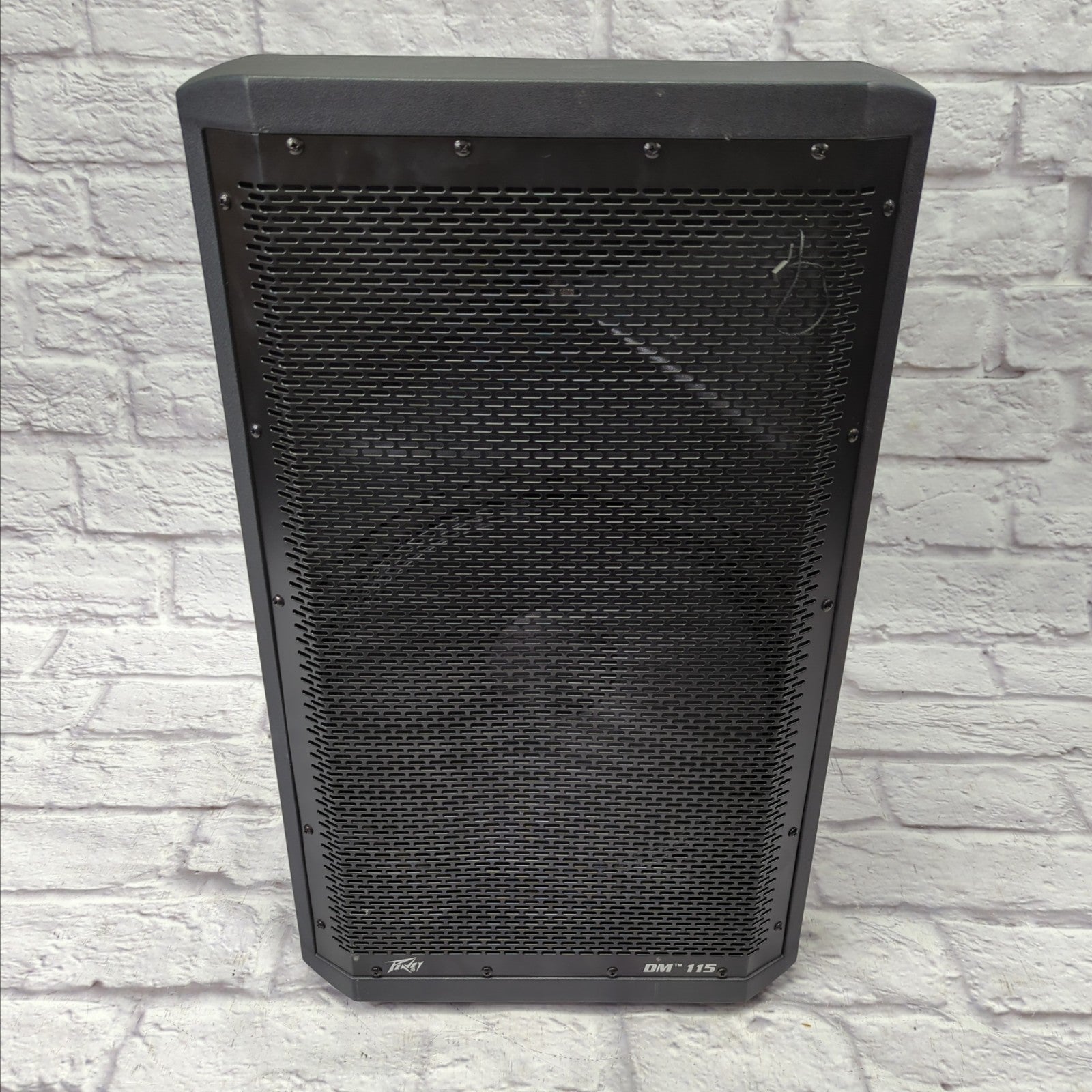 Peavey Dark Matter DM 115 1000W Powered Speaker