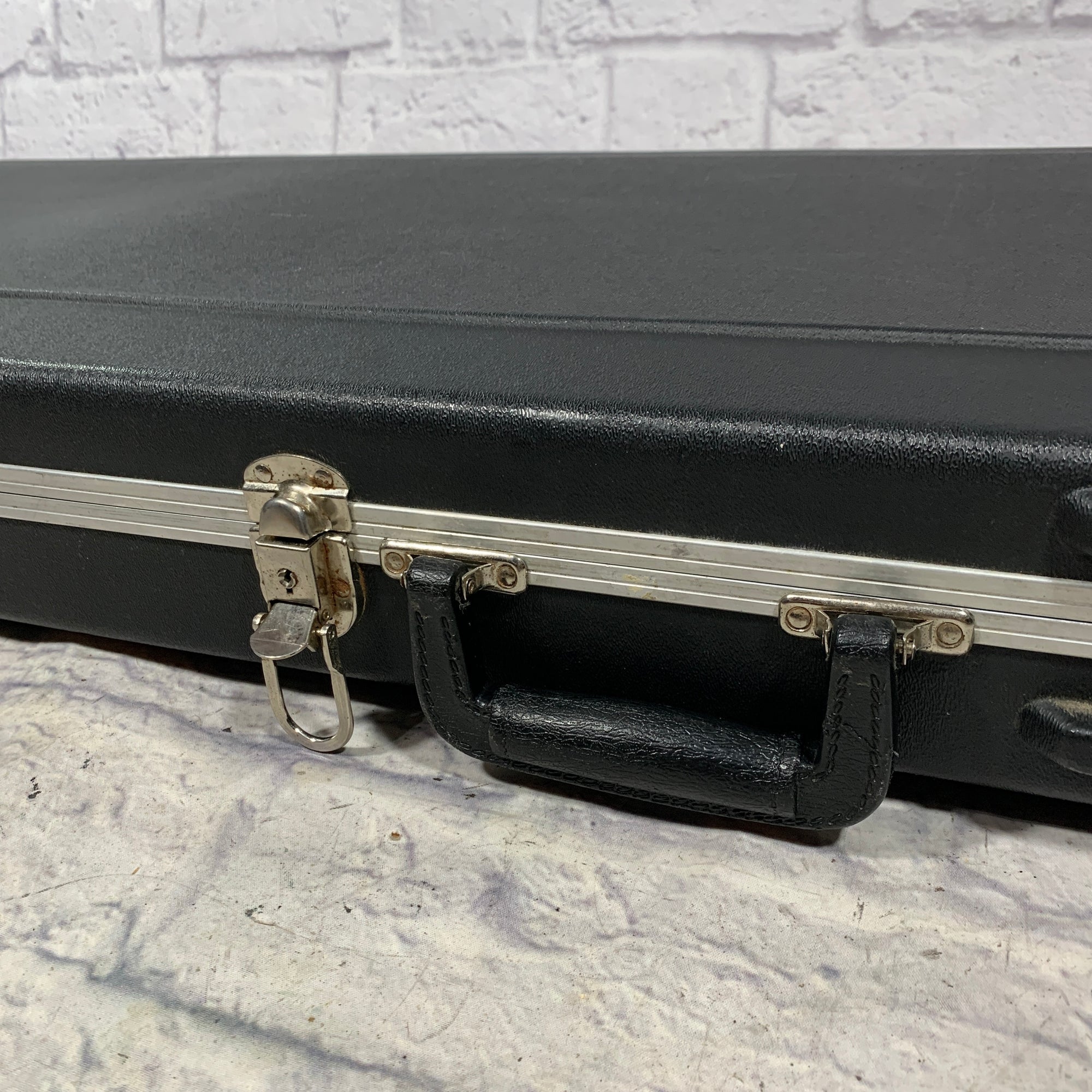 SKB Molded Strat/Tele Electric Guitar Hard Case