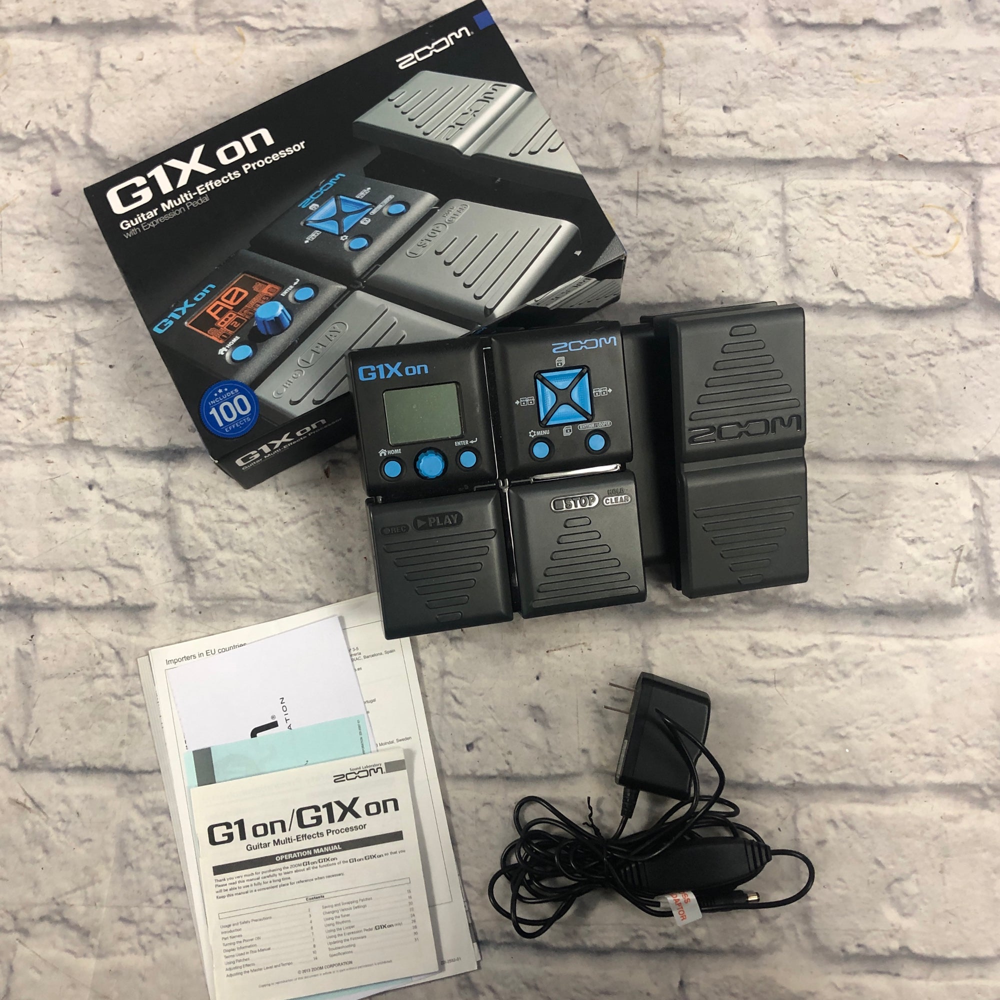 Zoom G1xon Electric Guitar Multi Effect Pedal