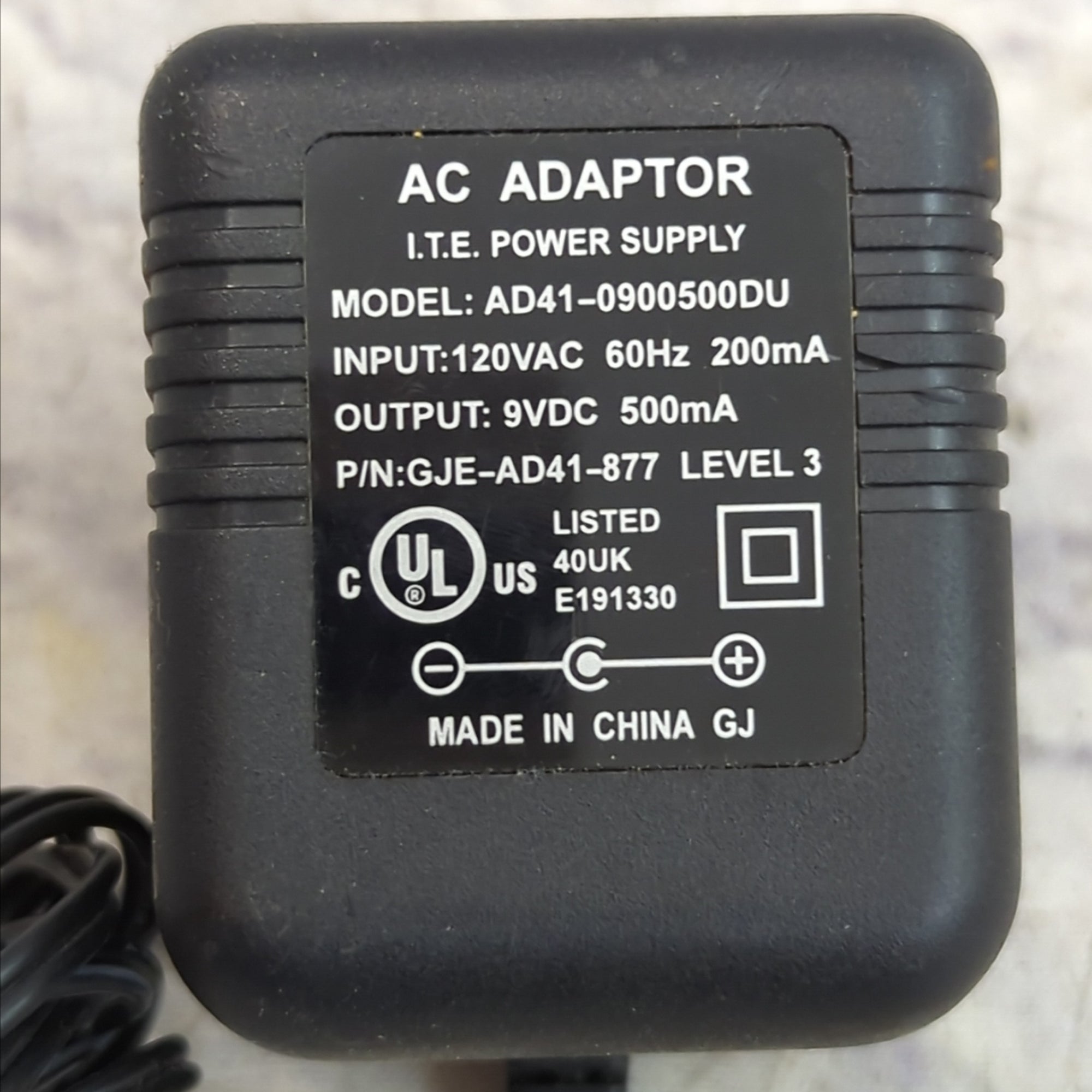 9V DC Center Positive 500mA Power Supply - AD41-0900500DU
