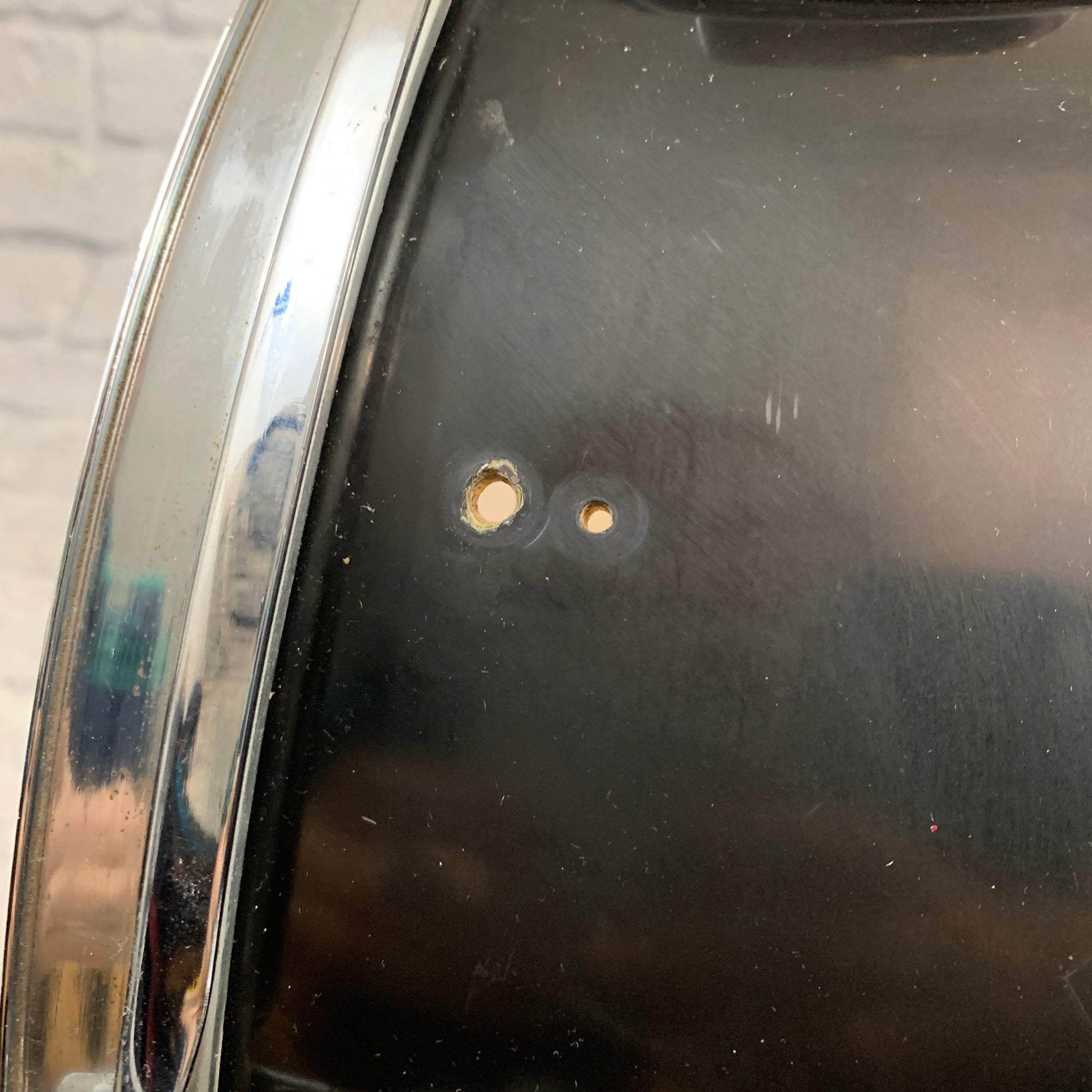 Ludwig B/O Pointed Badge 18x16 Floor Tom Black Wrap