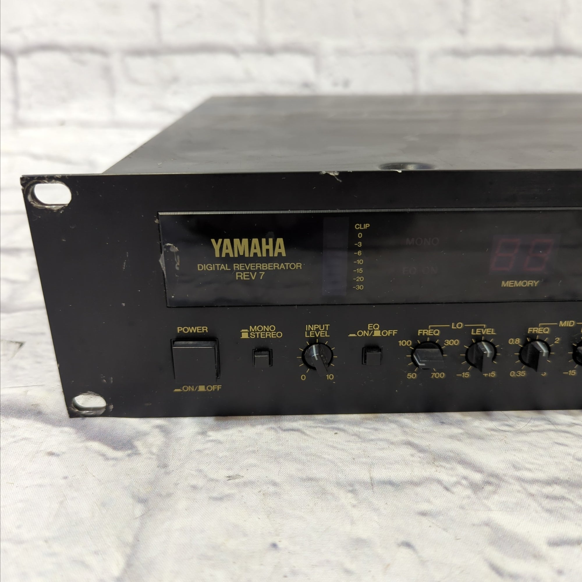 Rev7 Rear View Yamaha Rev 7 Reverb - Evolution Music