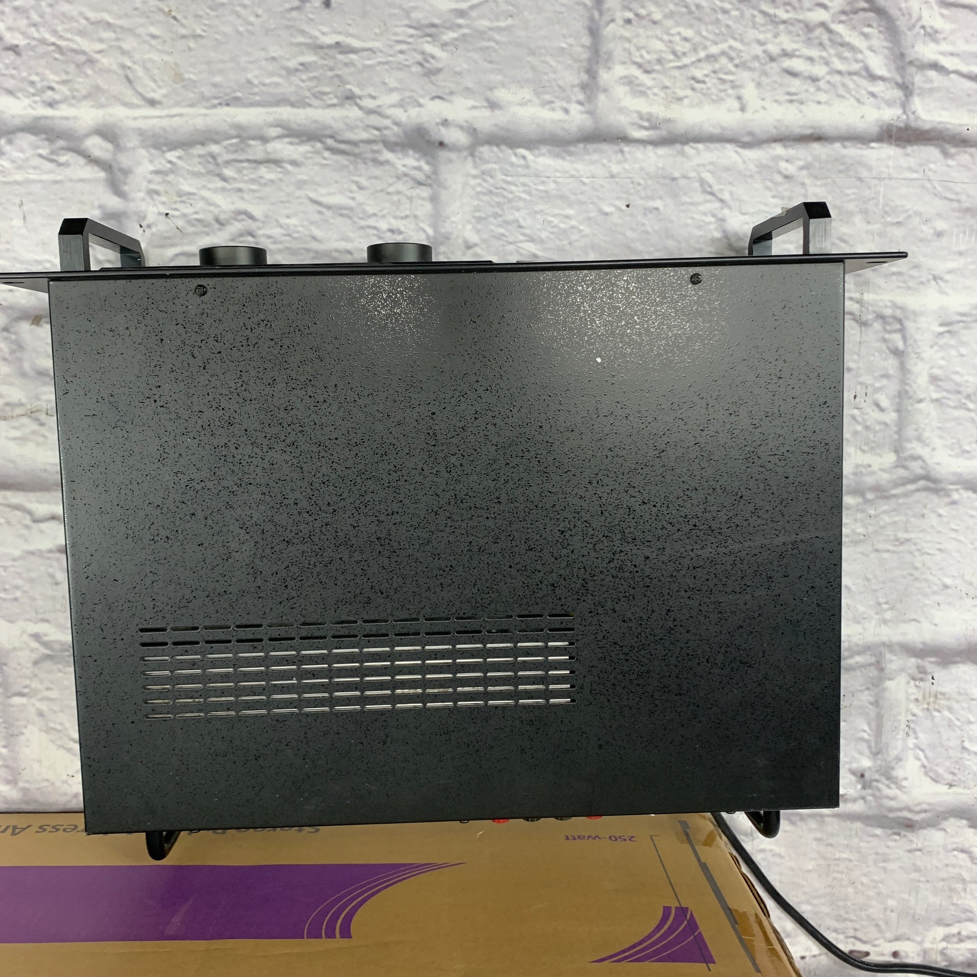 Radio Shack Optimus MPA-250 250 Watt Amplifier