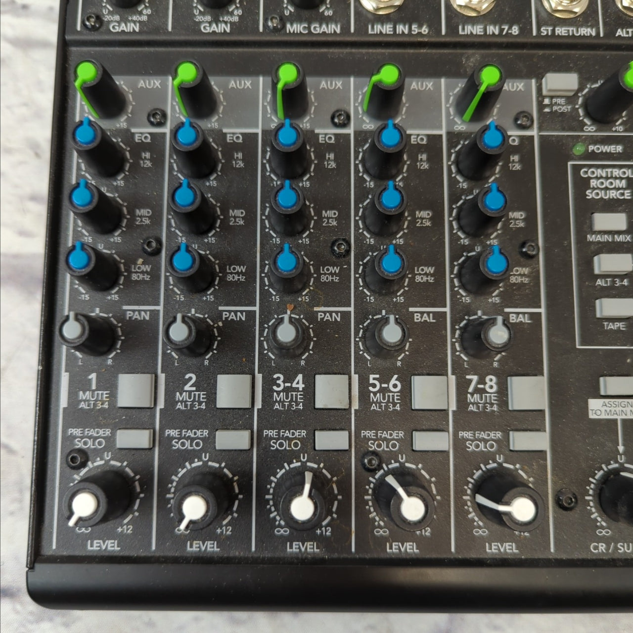 まきこページ Mackie 2404VLZ4 24-Channel Mixer, Gator Frameworks GFW-UTILITY