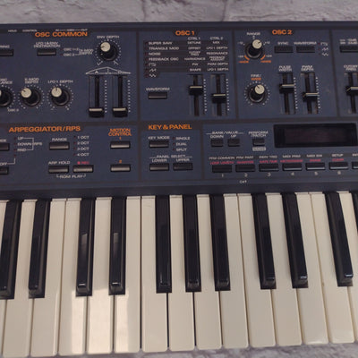 Roland Juipiter JP-8000 Digital Synth