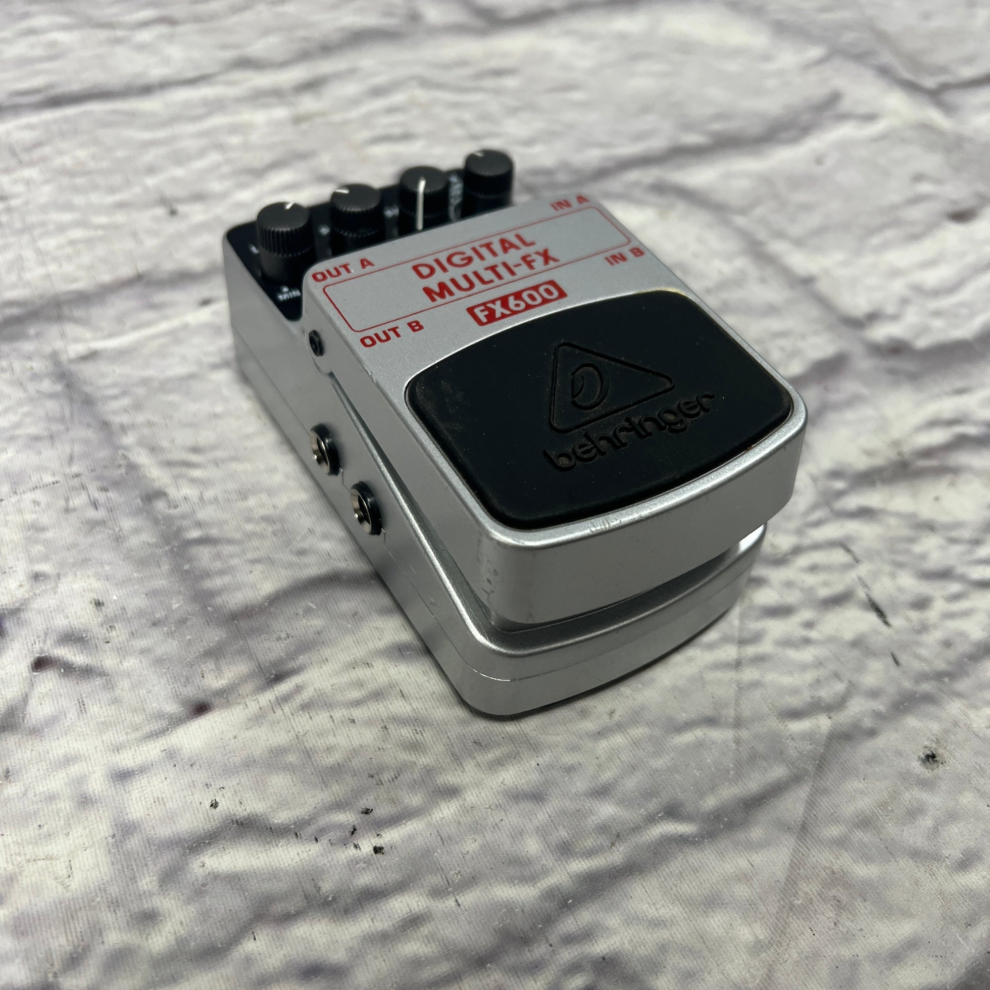 Behringer FX600 Effects Pedals