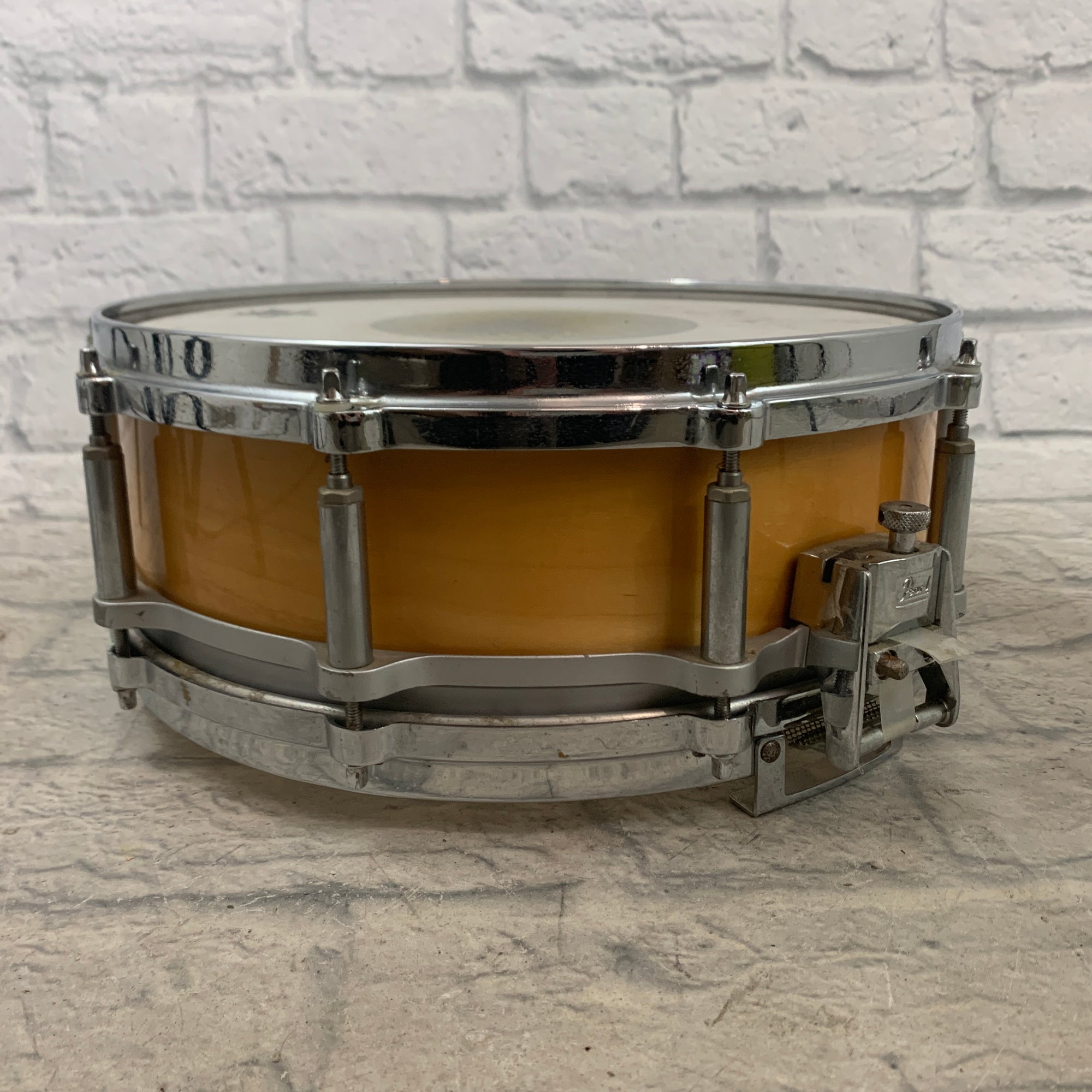 Pearl Free-Floating Maple Shell Snare Drum