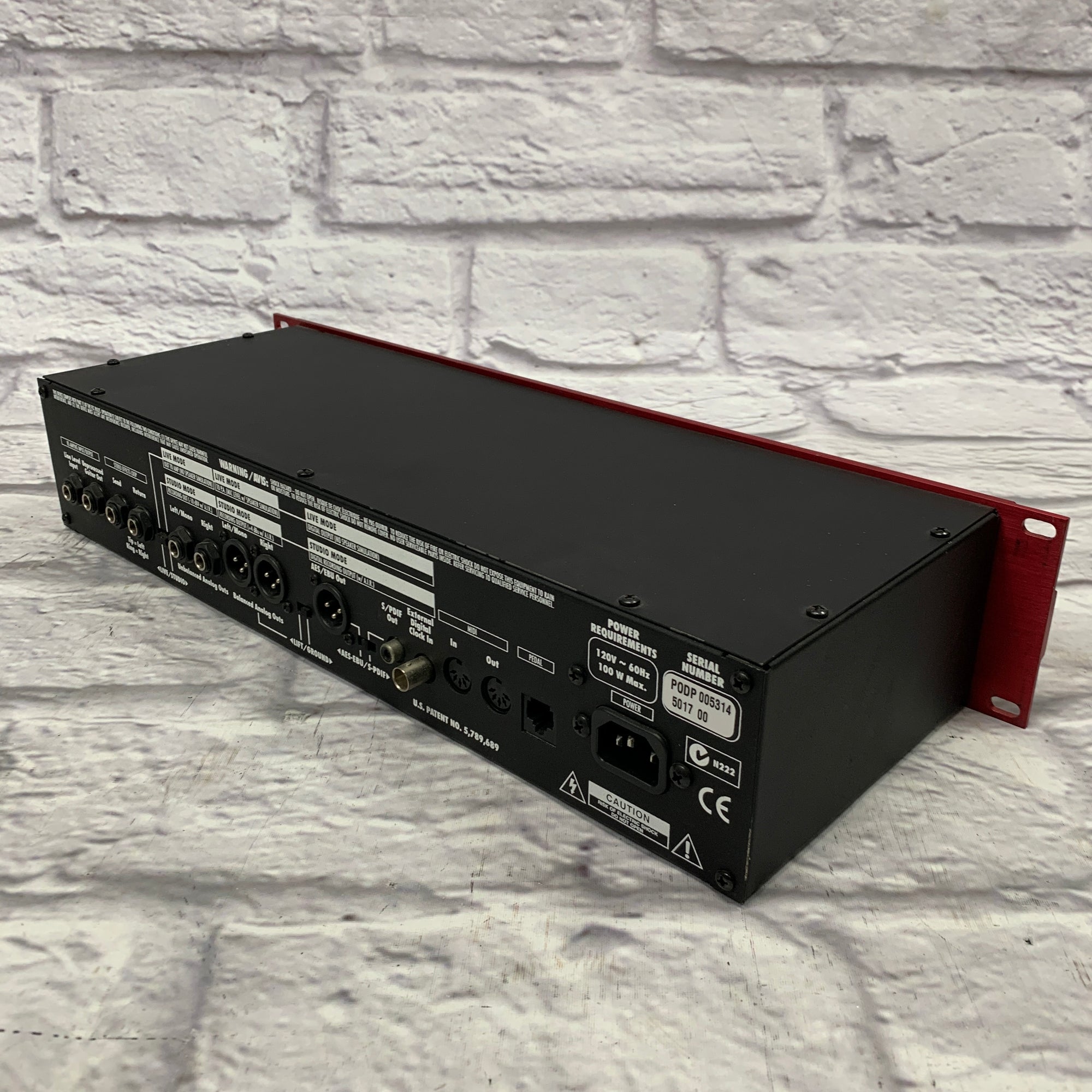 Line 6 POD Pro Rackmount Multi-Effect and Amp Modeler