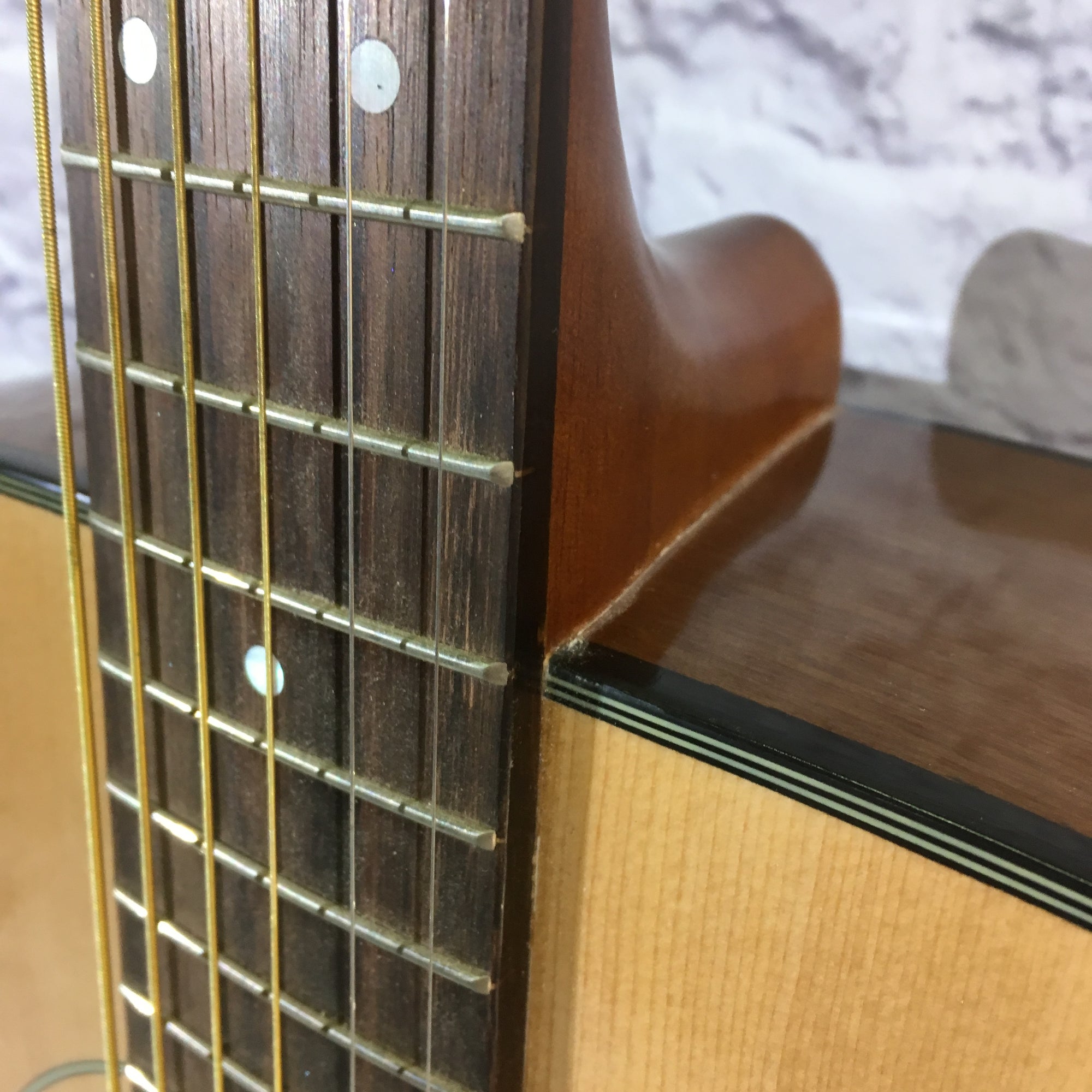 Yamaha F335 Acoustic Guitar