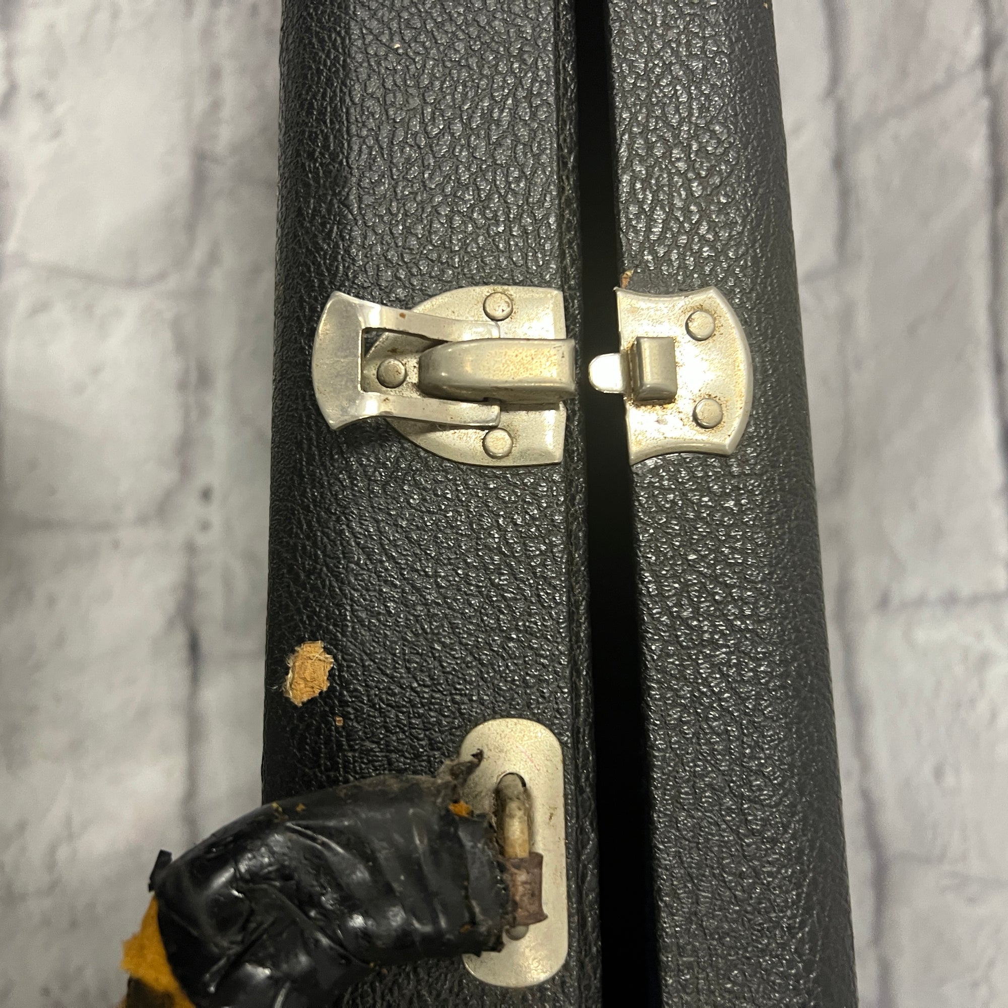 Rickenbacker Vintage 1970s Bass Hard Case AS IS For Restoration